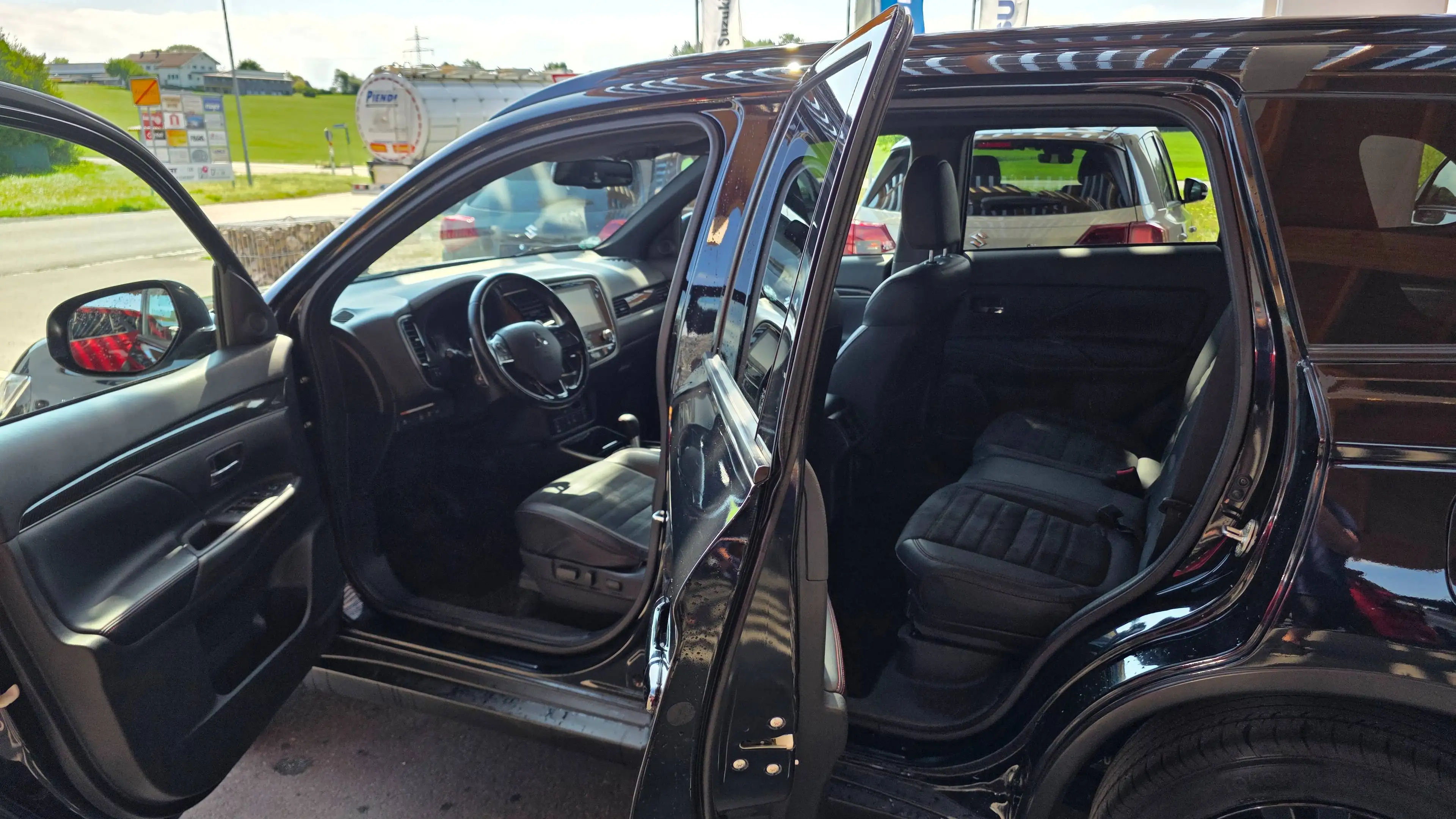 Mitsubishi Outlander Spirit 2WD — photo 3