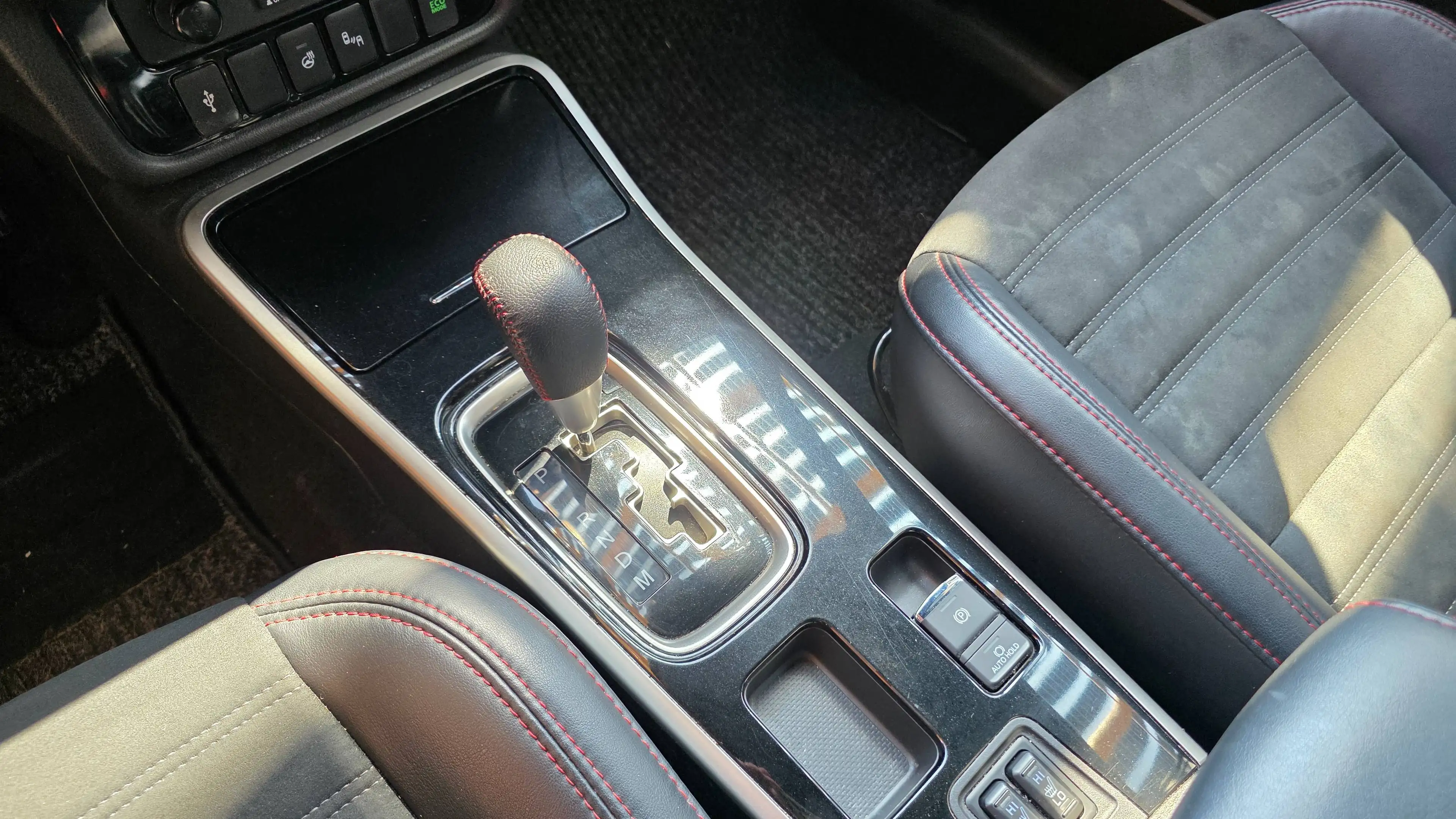 Mitsubishi Outlander Spirit 2WD — photo 7
