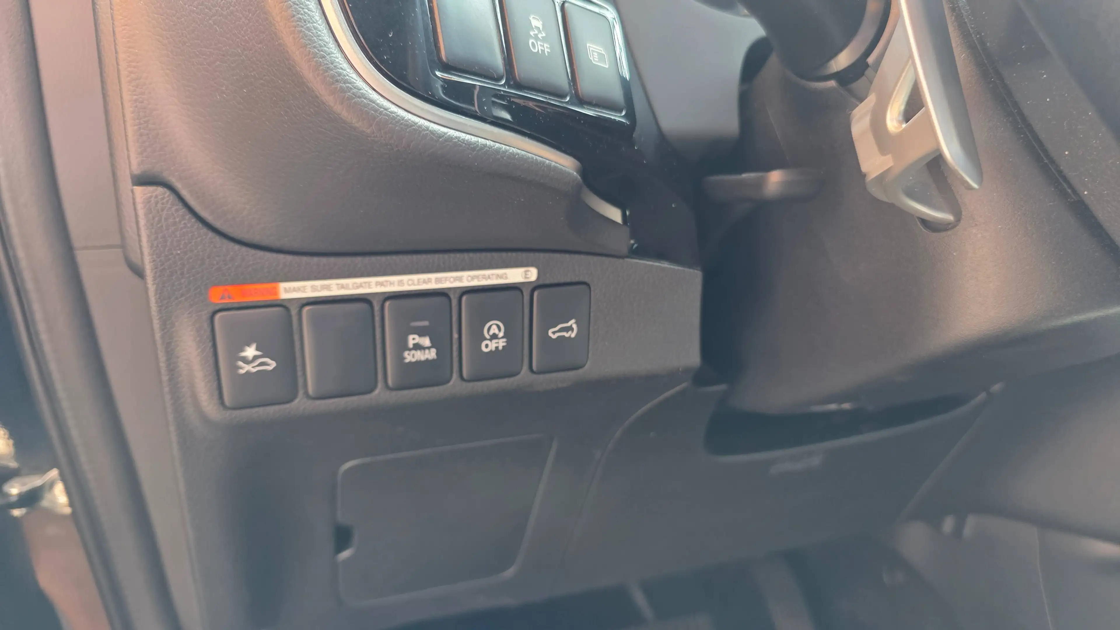 Mitsubishi Outlander Spirit 2WD — photo 12
