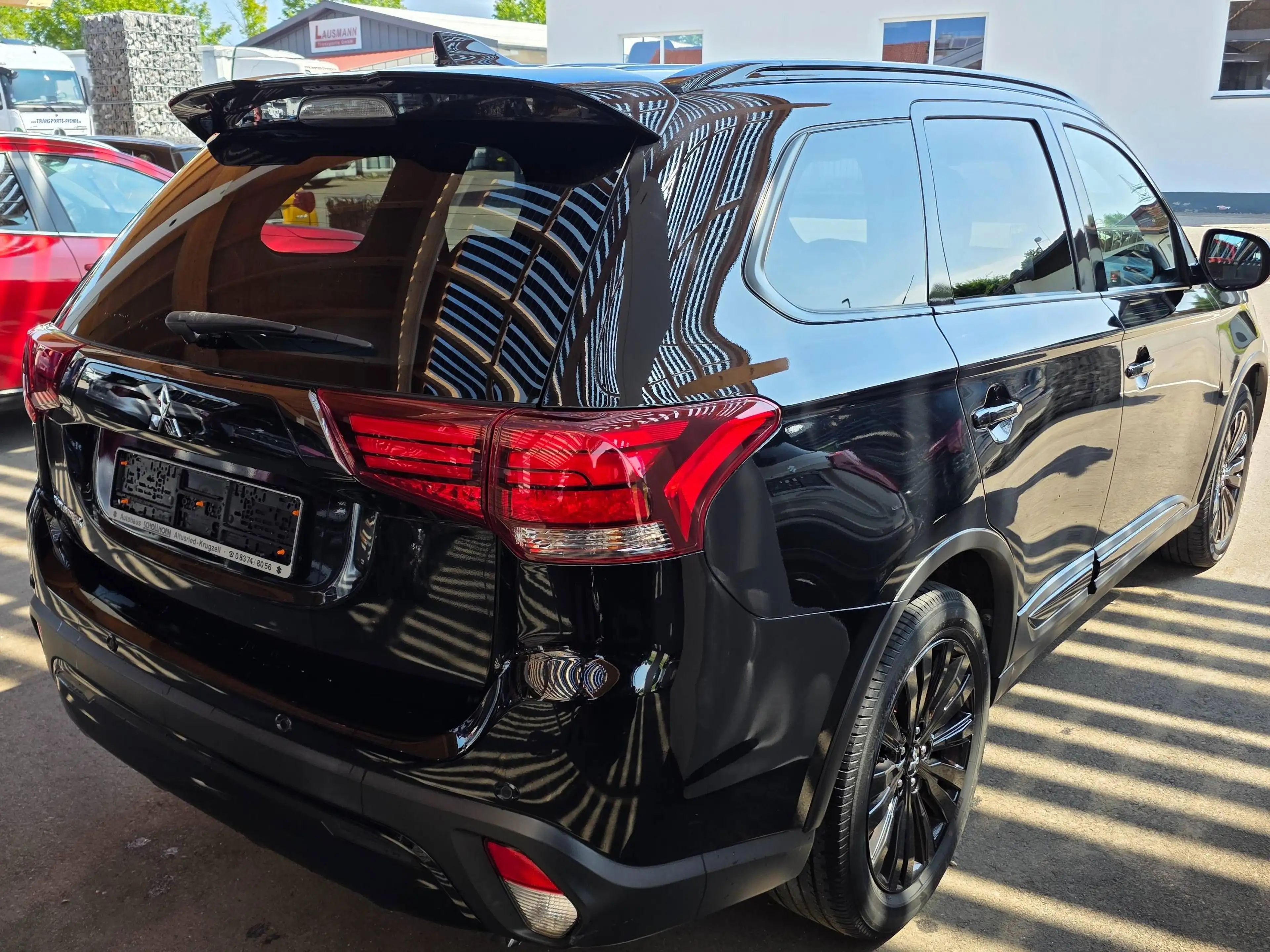 Mitsubishi Outlander Spirit 2WD — photo 2