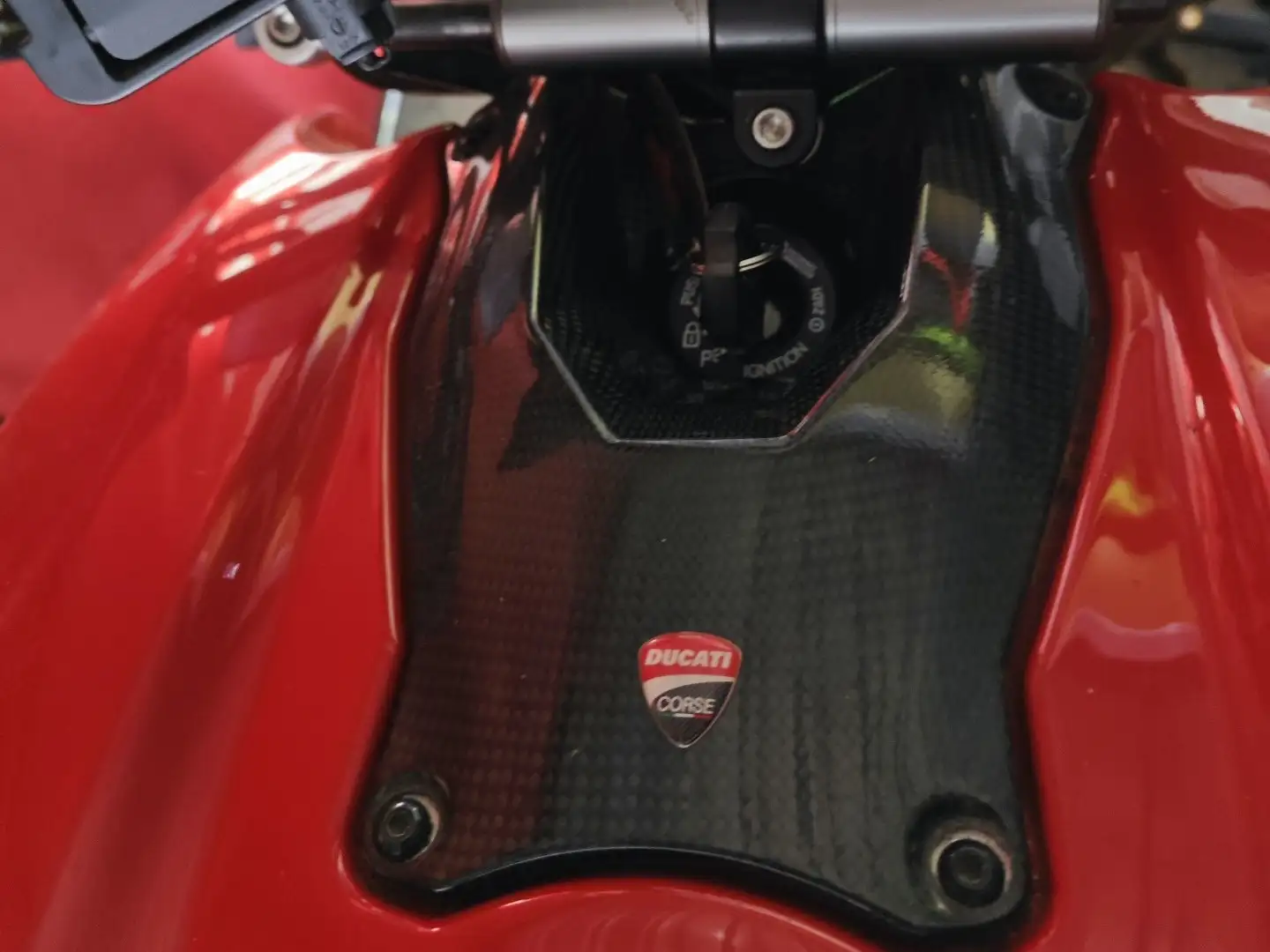 Ducati Streetfighter 1098 Piros - 2