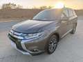 Mitsubishi Outlander 220 DID Kaiteki Auto 4WD Marrón - thumbnail 2