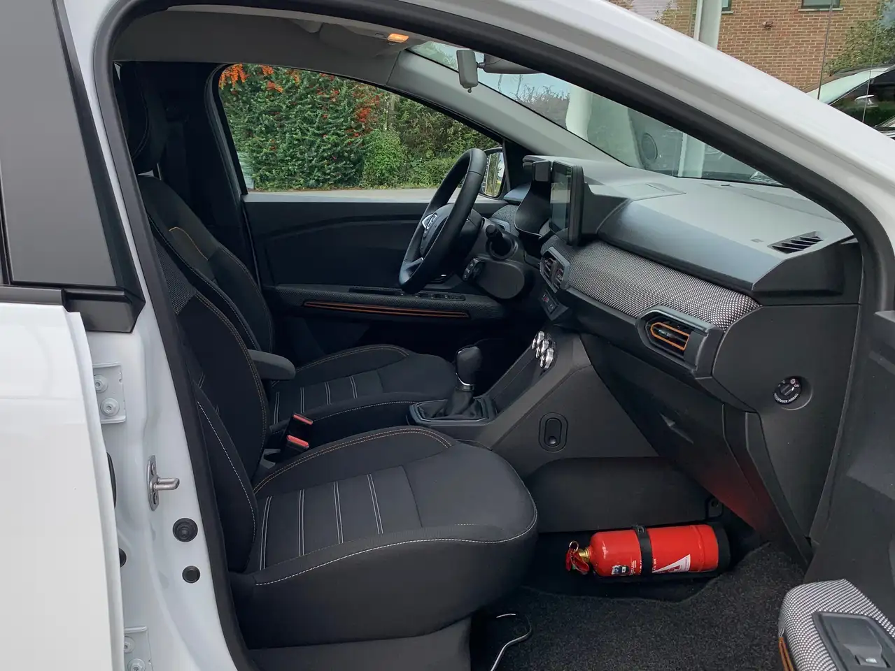 Dacia Sandero 1.0 TCe 91CV / STEPWAY PLUS / BOITE AUTO / FULL OPTIONS / CARPLAY, миниатюра 14