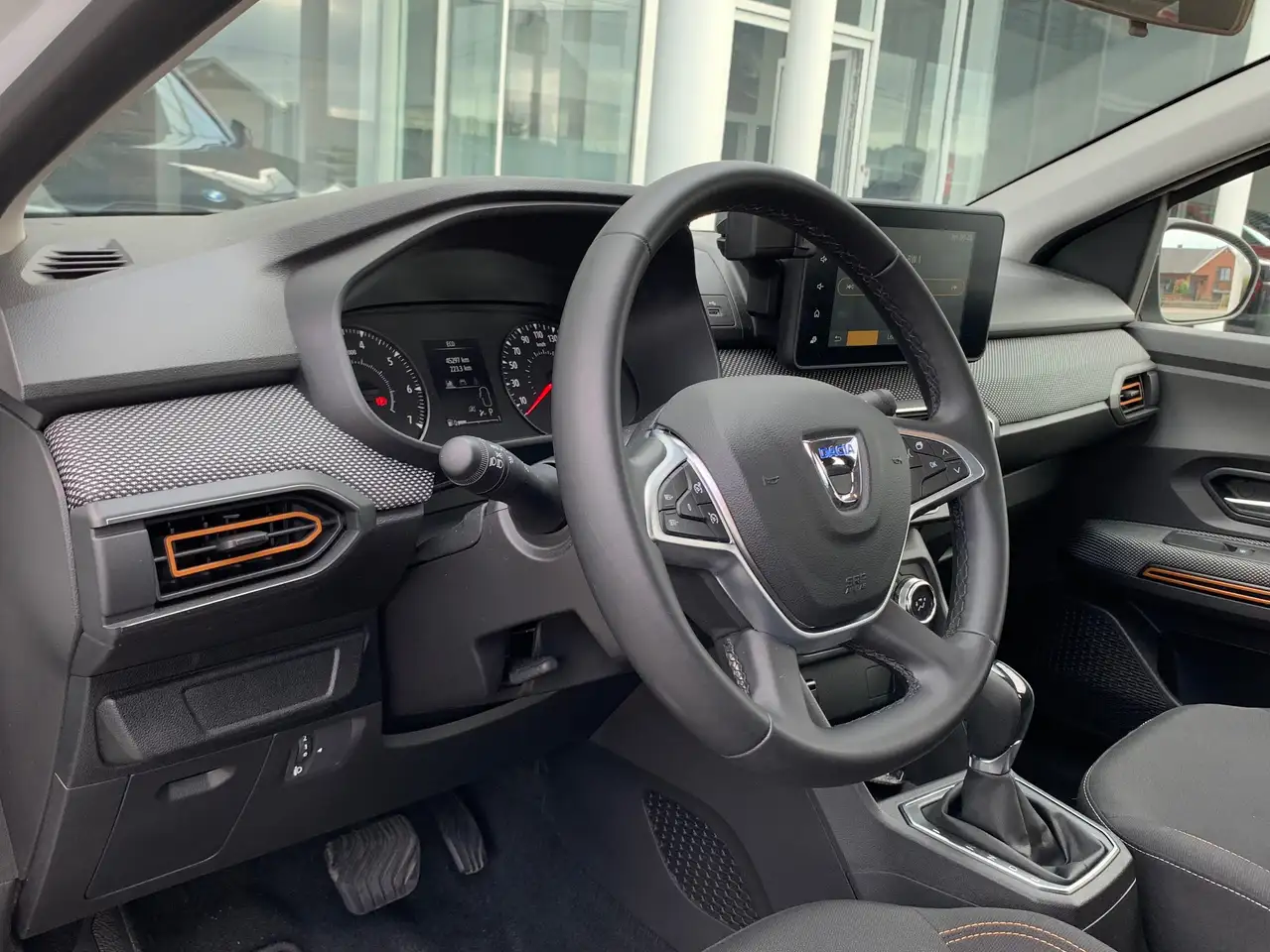 Dacia Sandero 1.0 TCe 91CV / STEPWAY PLUS / BOITE AUTO / FULL OPTIONS / CARPLAY, миниатюра 10