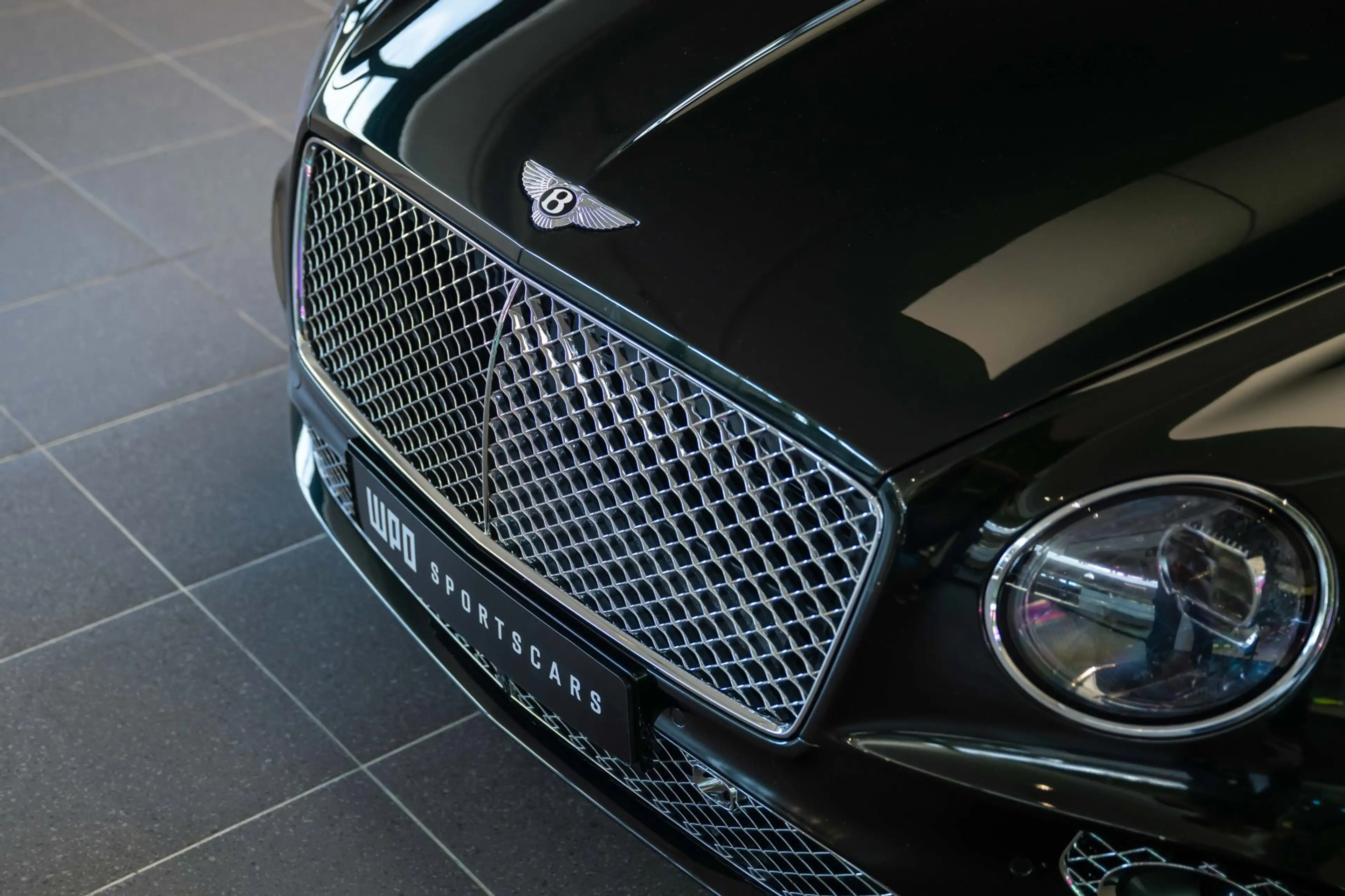 Bentley Continental GT 6.0 W12 First Edition — photo 7