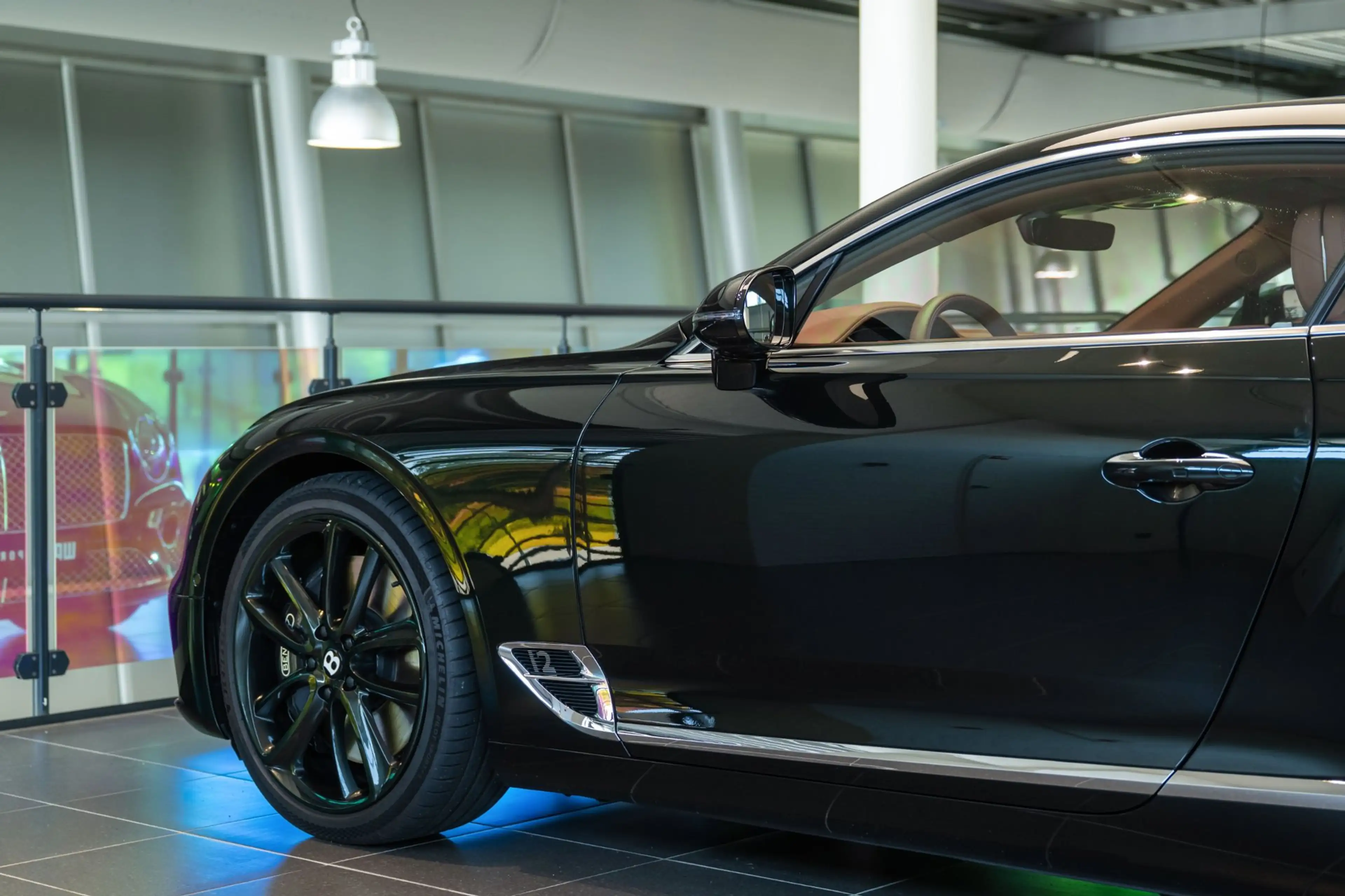 Bentley Continental GT 6.0 W12 First Edition — photo 11