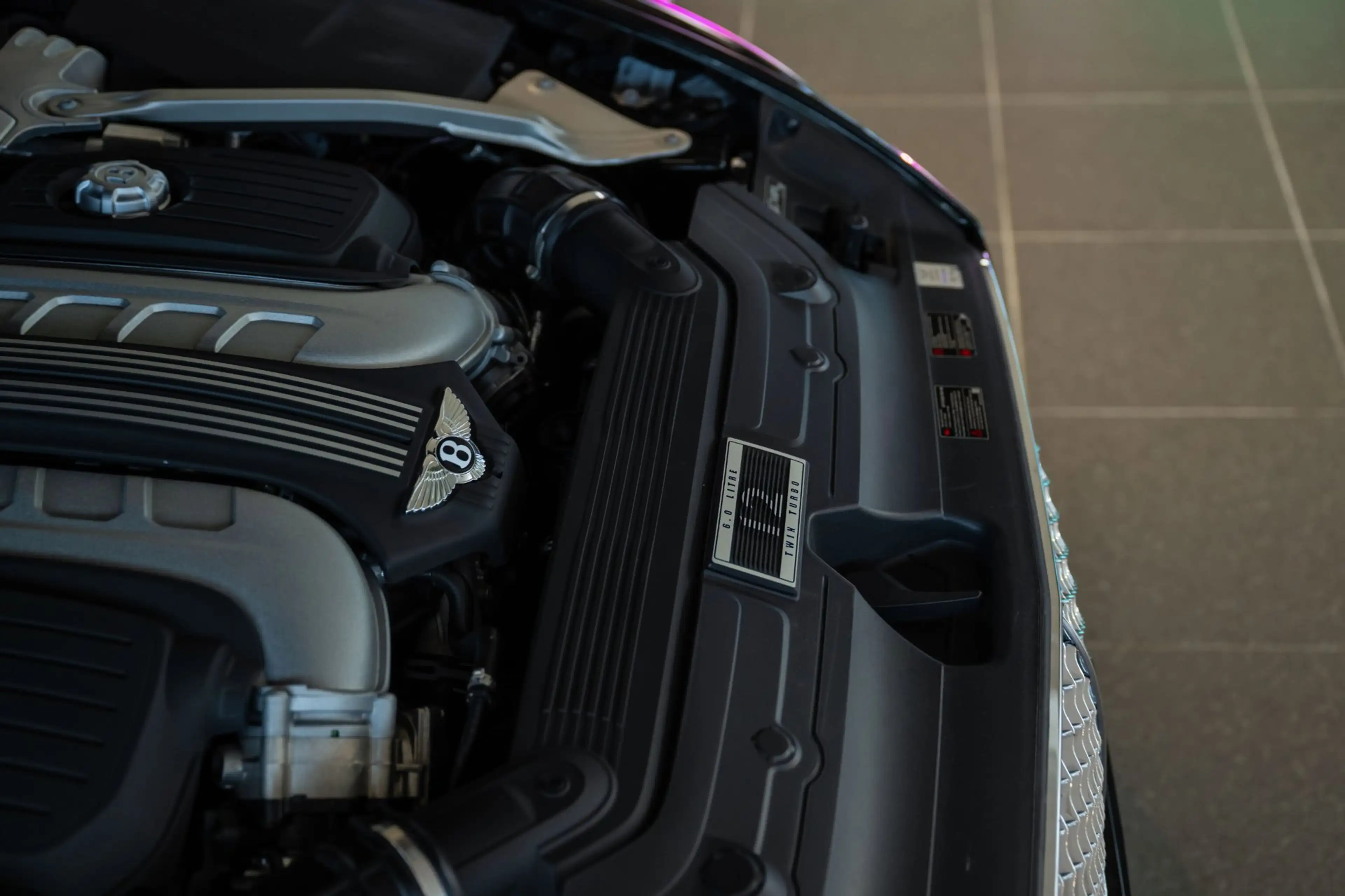 Bentley Continental GT 6.0 W12 First Edition — photo 10
