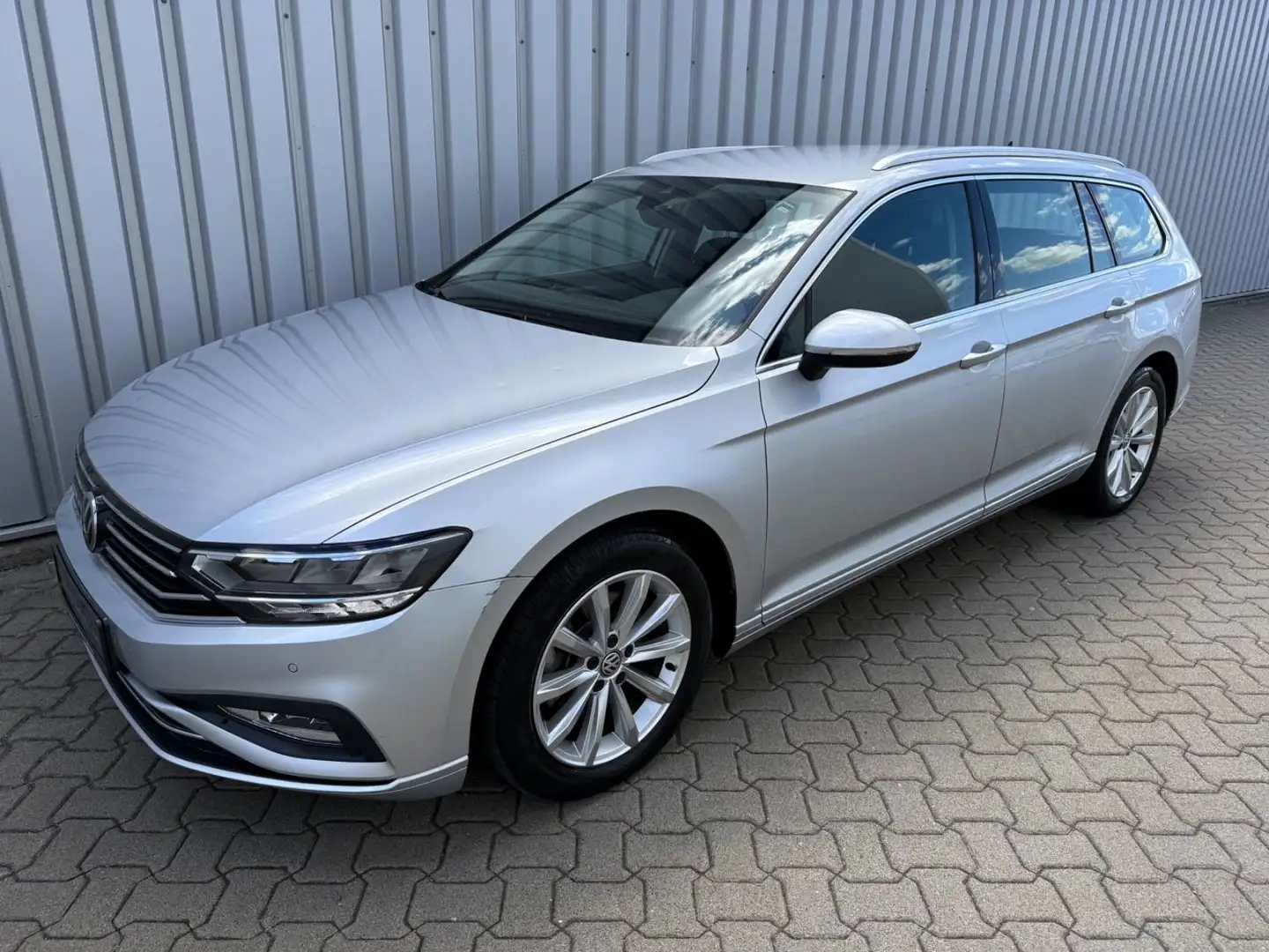 Volkswagen Passat Variant Passat*Variant*Business*Navi*App Con*Travel*ACC* Argent - 2