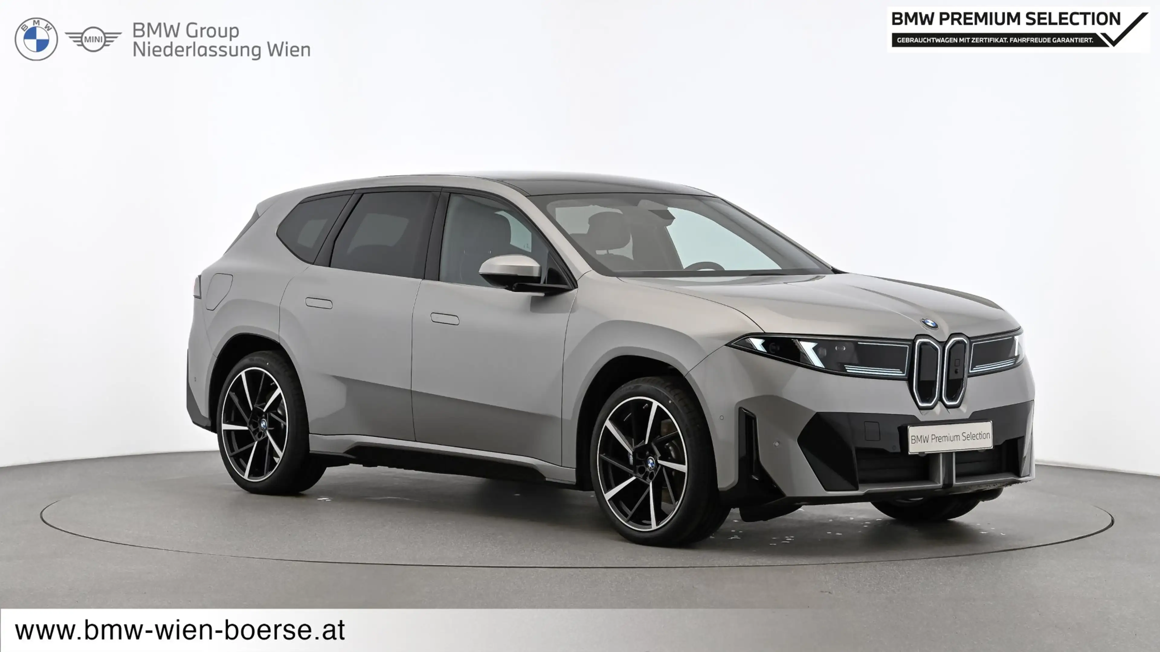 BMW iX3 50 xDrive — photo 6
