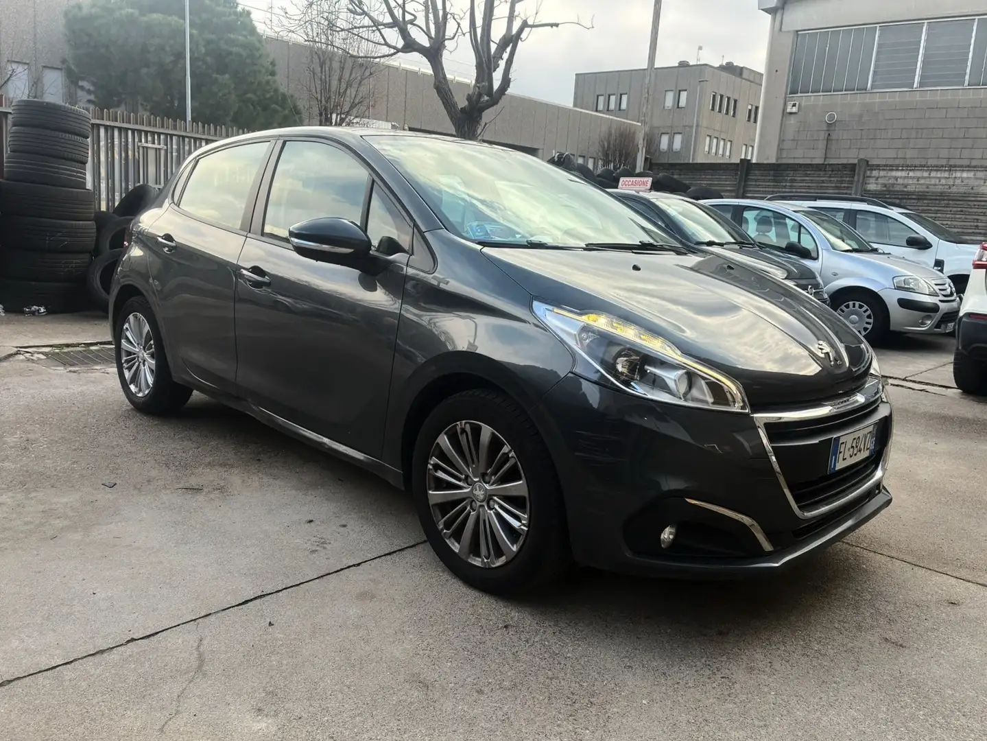 Peugeot 208 1.2 Allure *NEOPATENTATI* Gris - 1