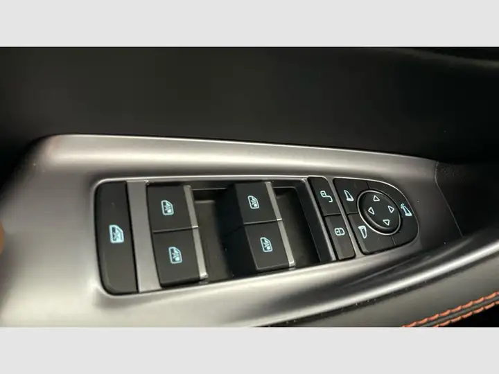 BYD Seal U DM-i DESIGN 2025, foto 27