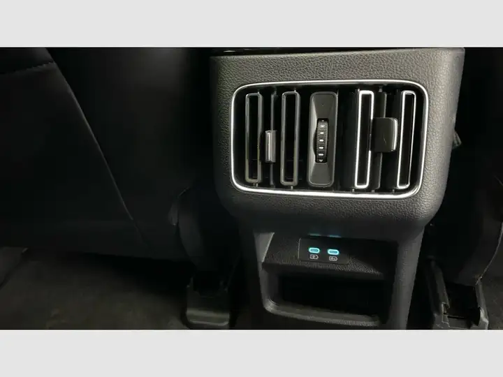BYD Seal U DM-i DESIGN 2025, foto 33
