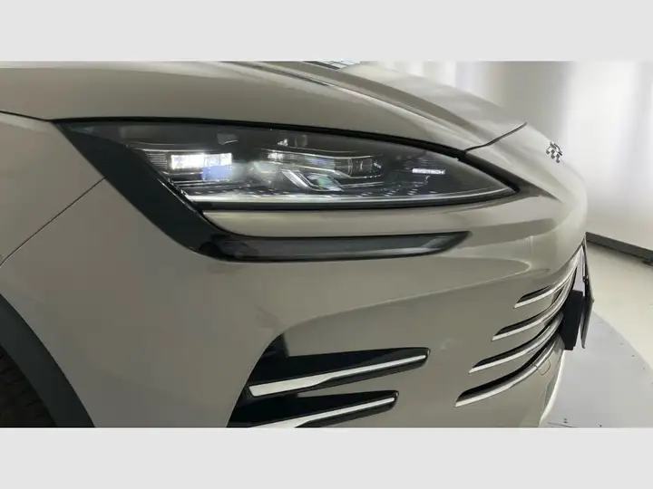 BYD Seal U DM-i DESIGN 2025, foto 37