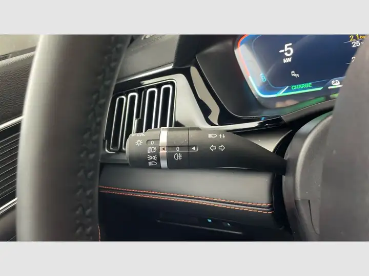 BYD Seal U DM-i DESIGN 2025, foto 24