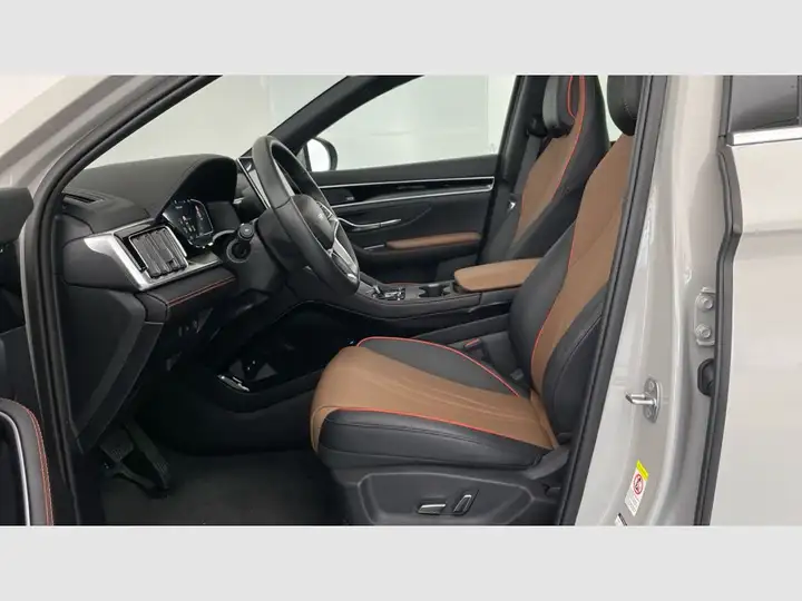 BYD Seal U DM-i DESIGN 2025, foto 11