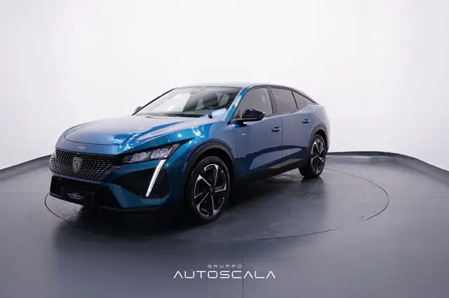 Peugeot 408 1.6 Hybrid 180 e-EAT8 Allure Pack