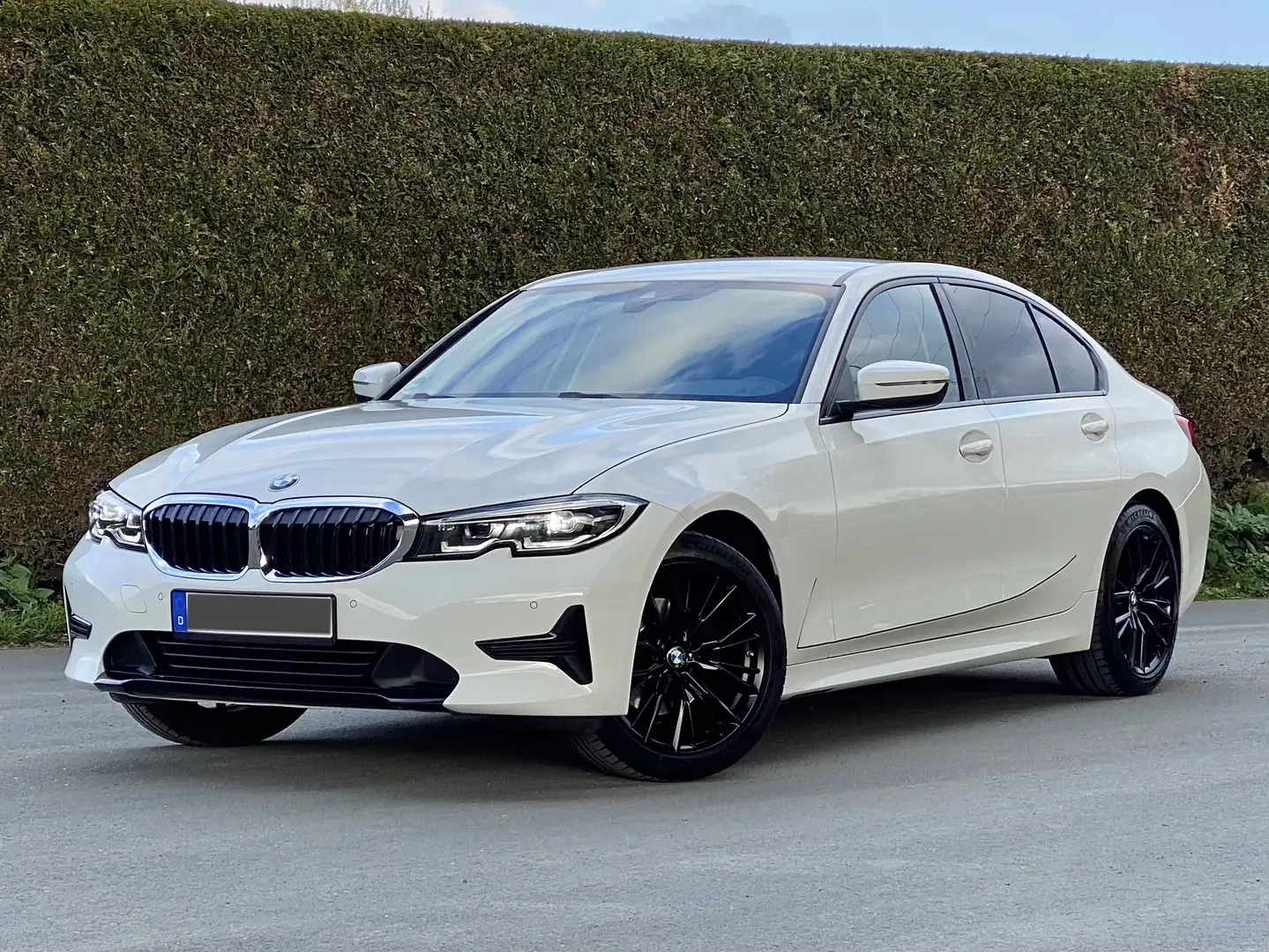 BMW 320 320i G20 - HiFi,Ambiente, KeyLess, Top Zustand - 1