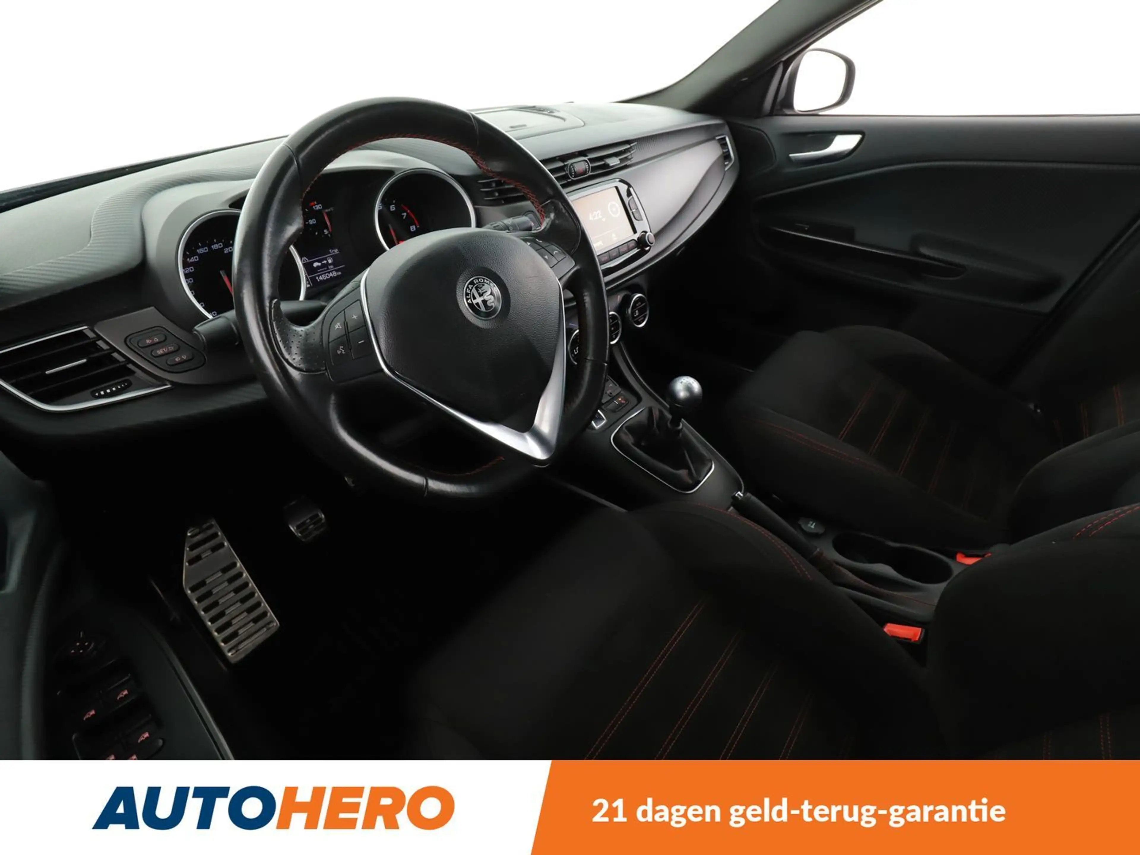 Alfa Romeo Giulietta 1.4 Turbo Super — photo 11