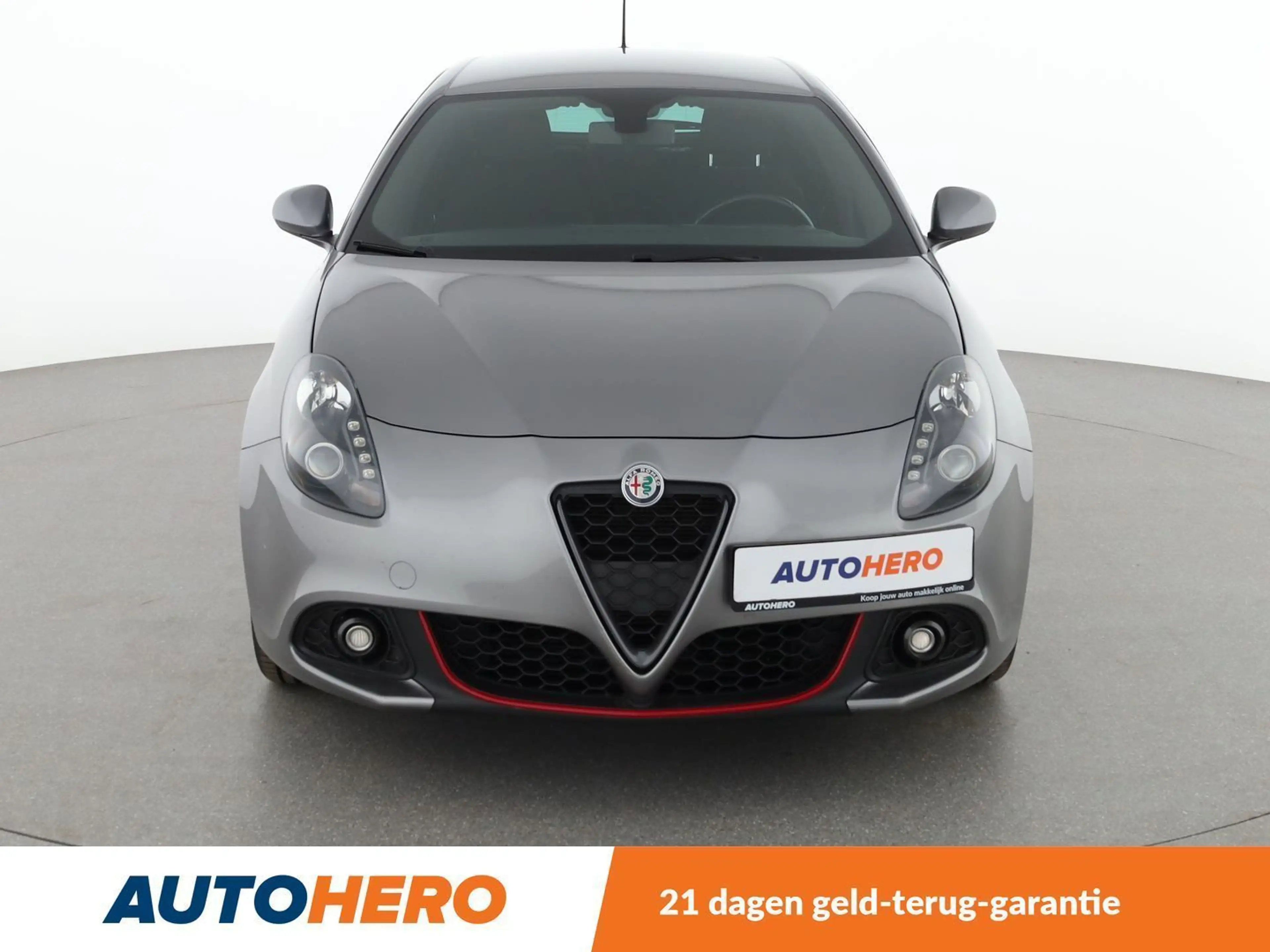 Alfa Romeo Giulietta 1.4 Turbo Super — photo 9
