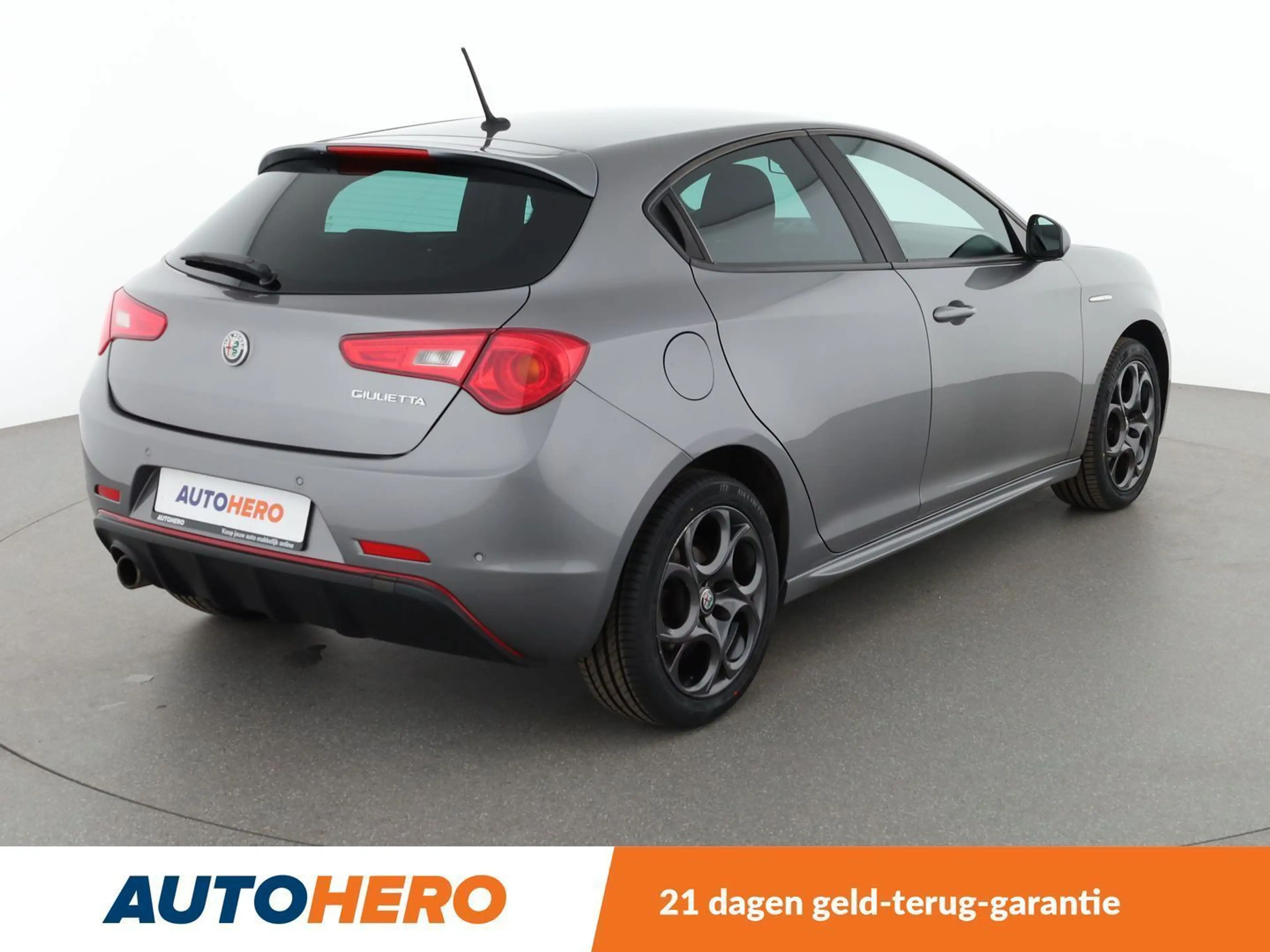 Alfa Romeo Giulietta 1.4 Turbo Super — photo 6
