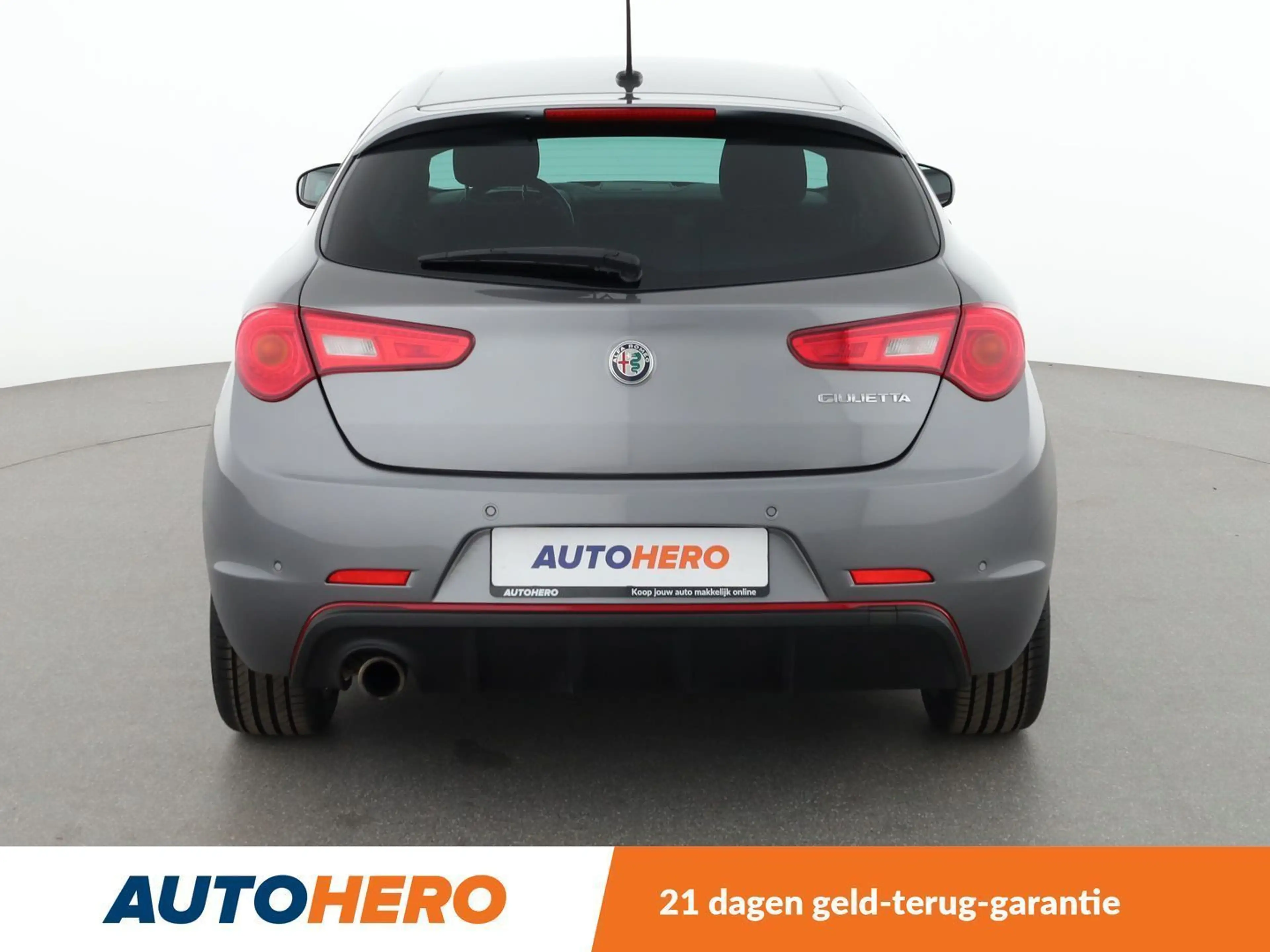 Alfa Romeo Giulietta 1.4 Turbo Super — photo 5