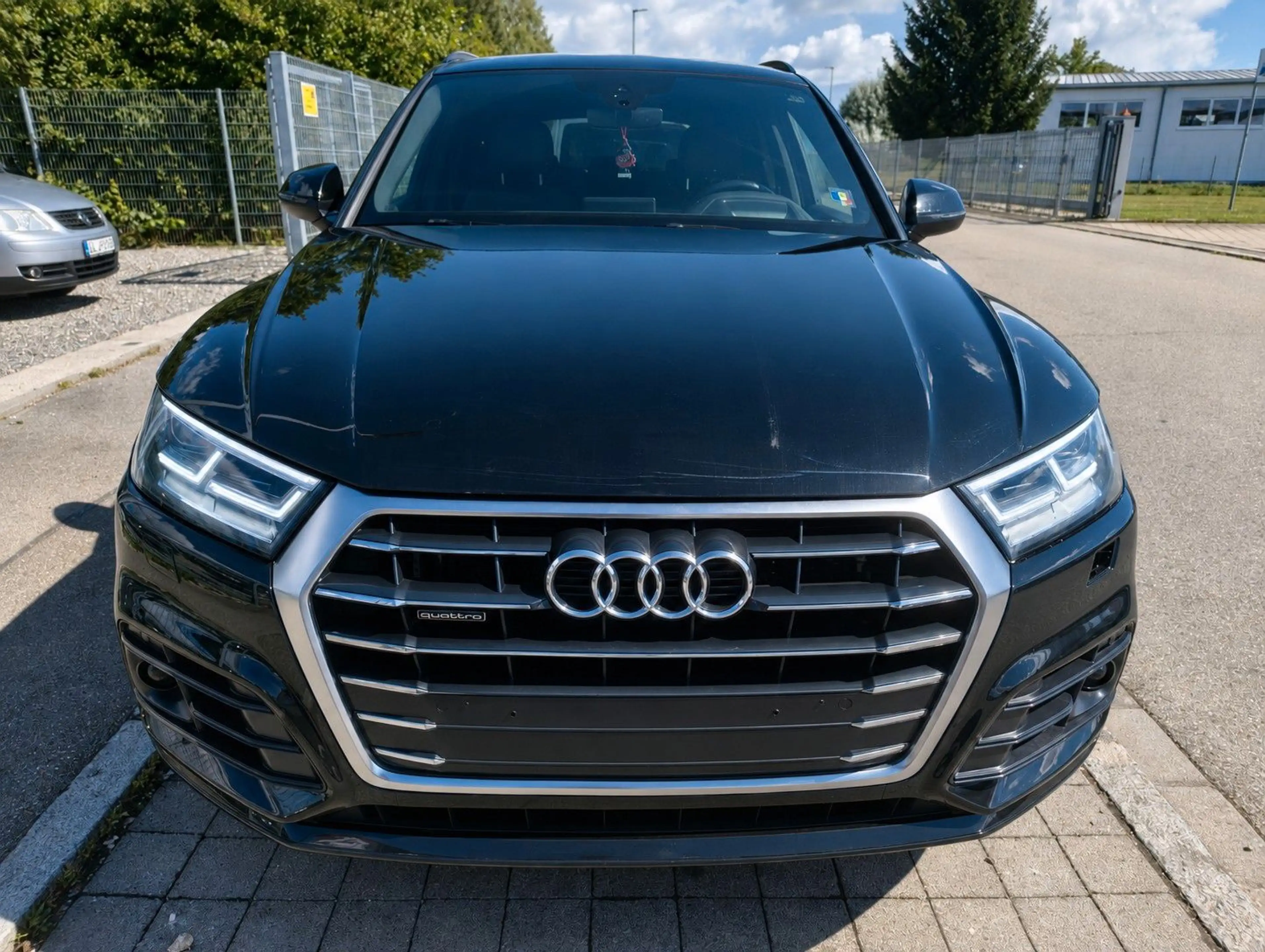 Audi Q5 quattro sport — photo 2