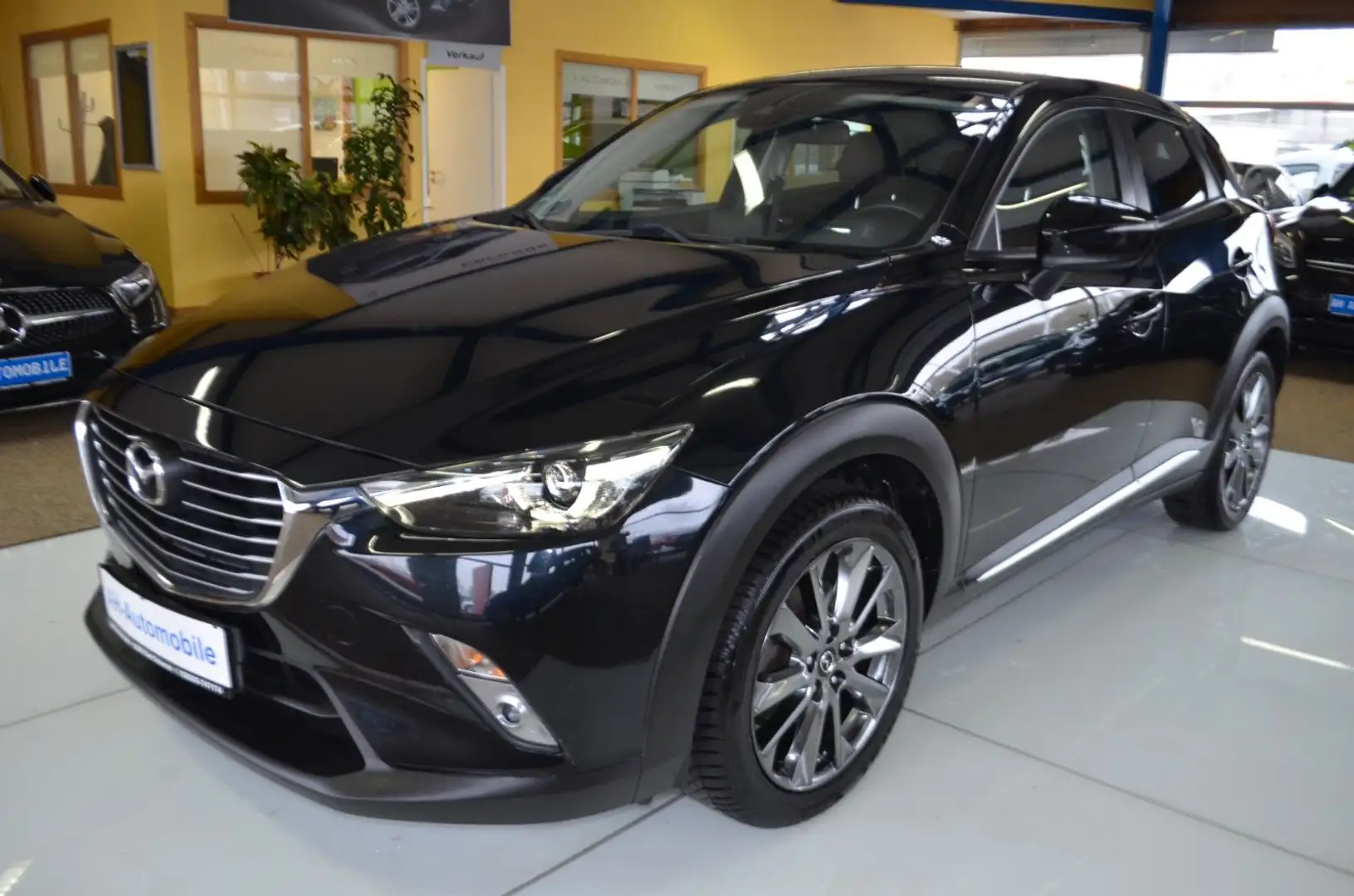 Mazda CX-3 Kizoku Intense NAVI / R-KAMERA / LEDER Schwarz - 1