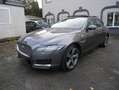 Jaguar XF 30D Portfolio LED Pano Meridian KeyGo Spur DAB Kam Gris - thumbnail 1