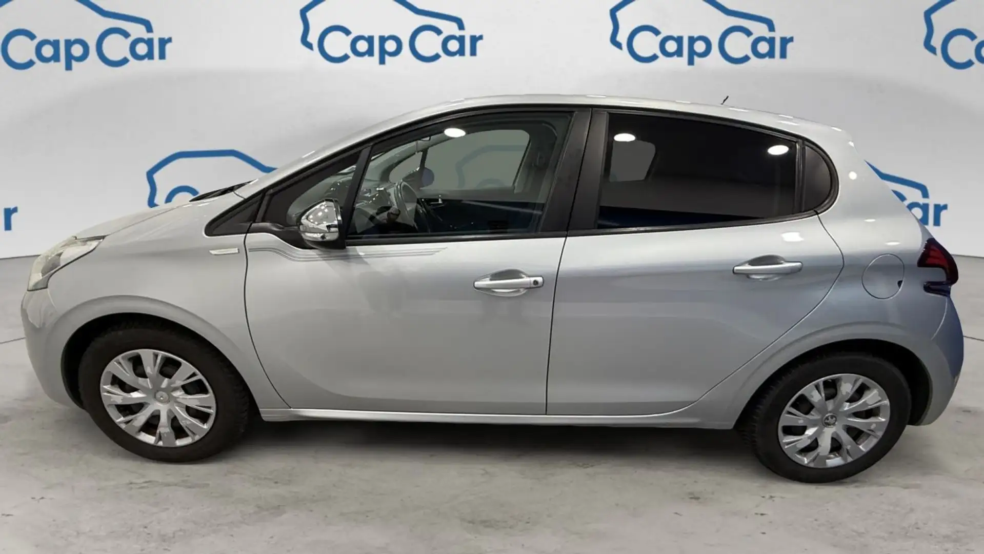 Peugeot 208 I 1.6 BlueHDi 100 Urban Soul - 2