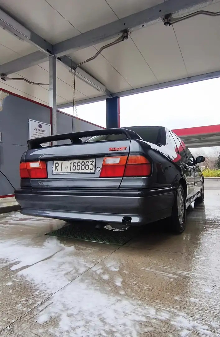 Nissan Primera 4p 2.0 GT - 1