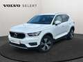 Volvo XC40 T3 Momentum / Essence Blanc - thumbnail 1