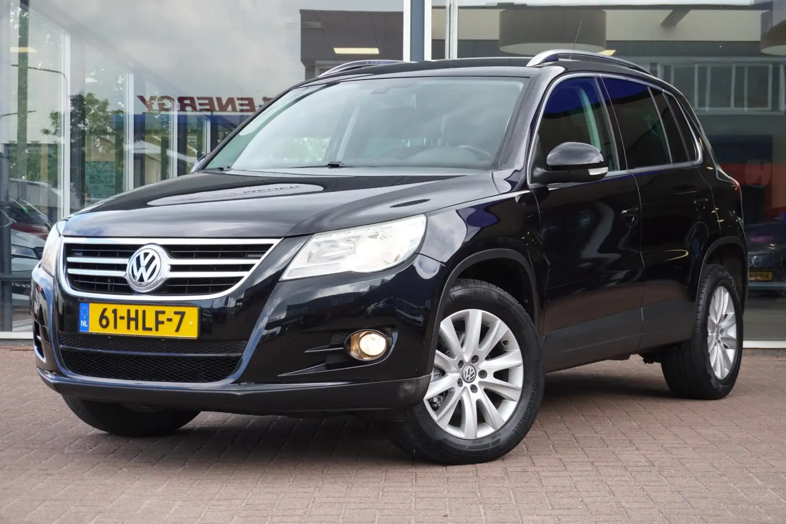 Volkswagen Tiguan 1.4 TSI Sport&Style 4Motion 5deurs | Airco | Navig Чёрный - 1