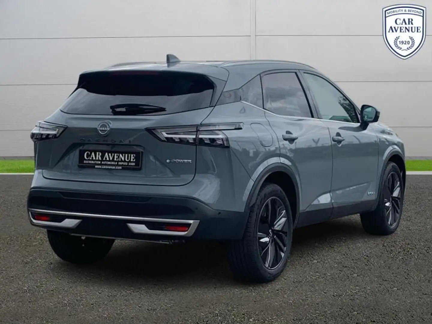 Nissan Qashqai TECNA, 2WD, E-POWER Grau - 2