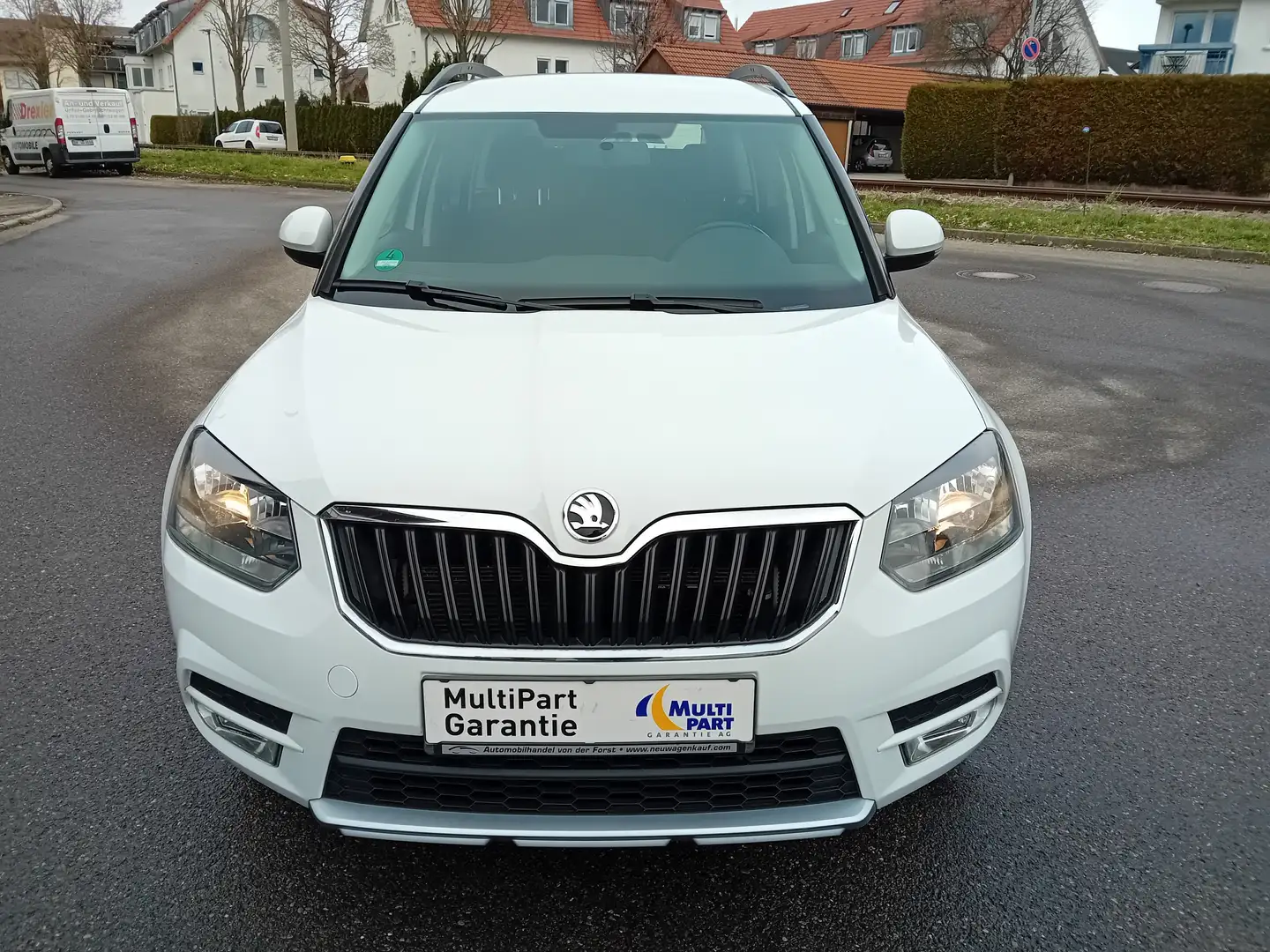 Skoda Yeti Yeti 1.2 TSI Active  8x Räder, Sitzheizung Weiß - 2
