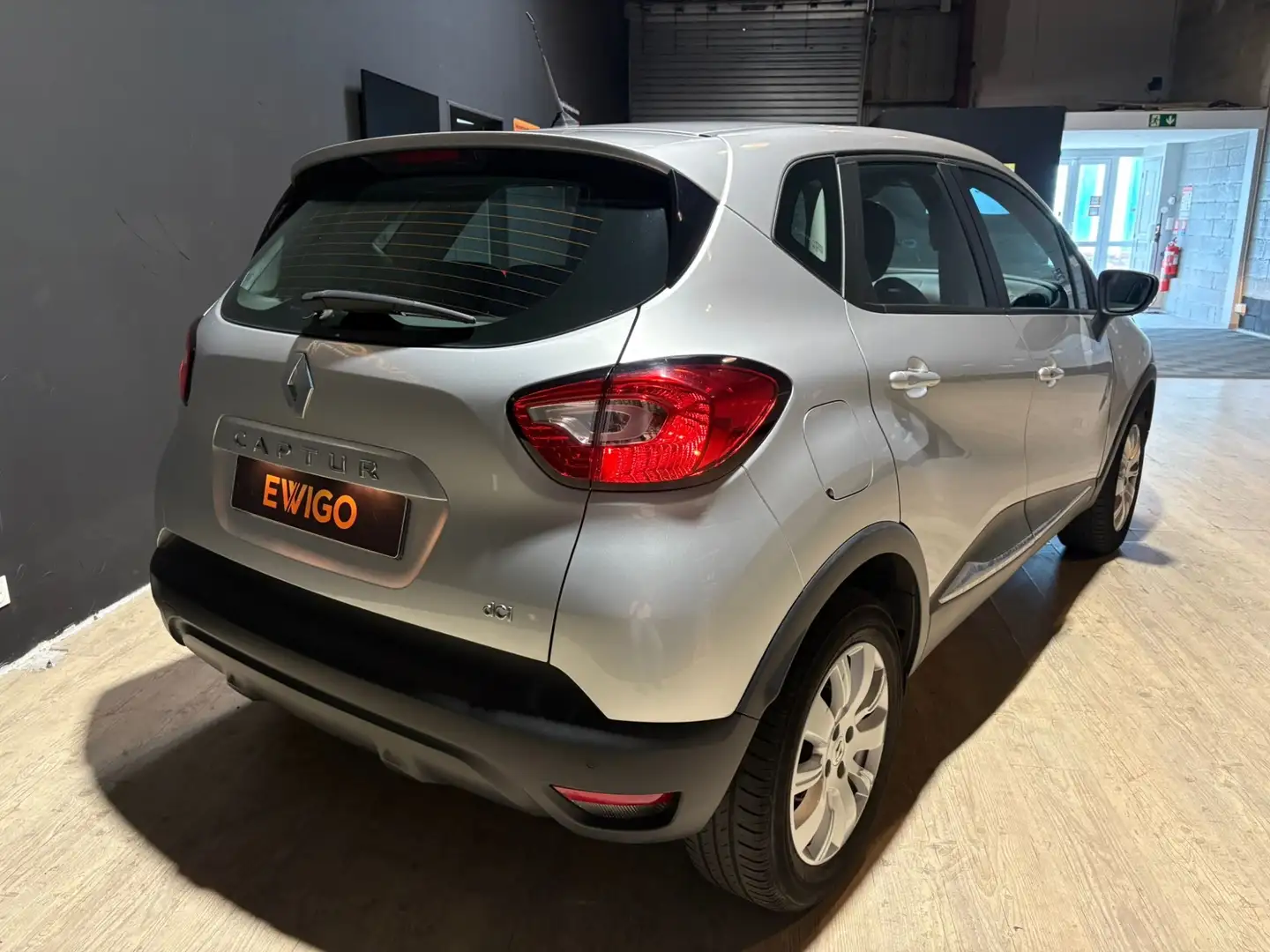 Renault Captur 1.5 DCI 90 ECO ENERGY BUSINESS START-STOP - 2