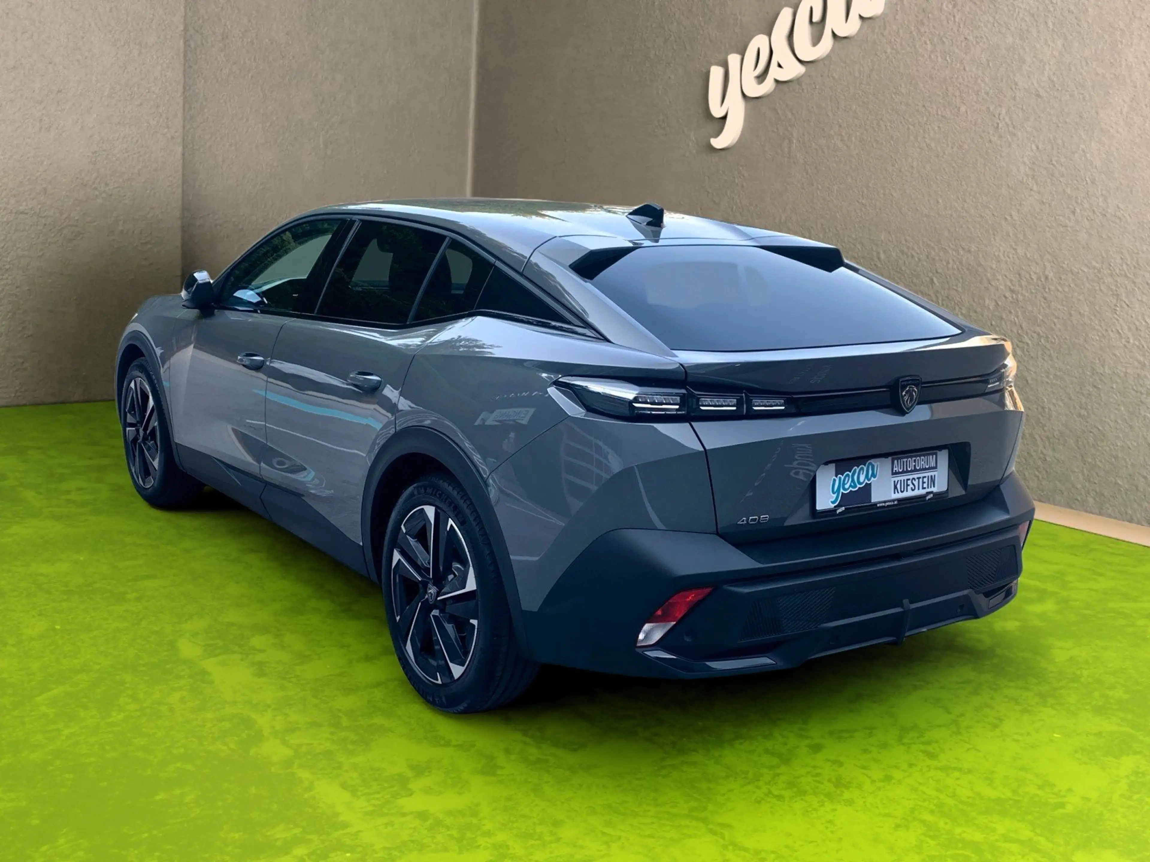 Peugeot 408 PureTech 130 Allure Pack — photo 8