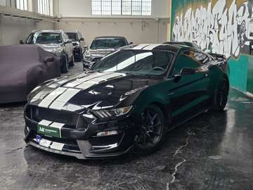 Shelby GT350 5.2L V8 533cv