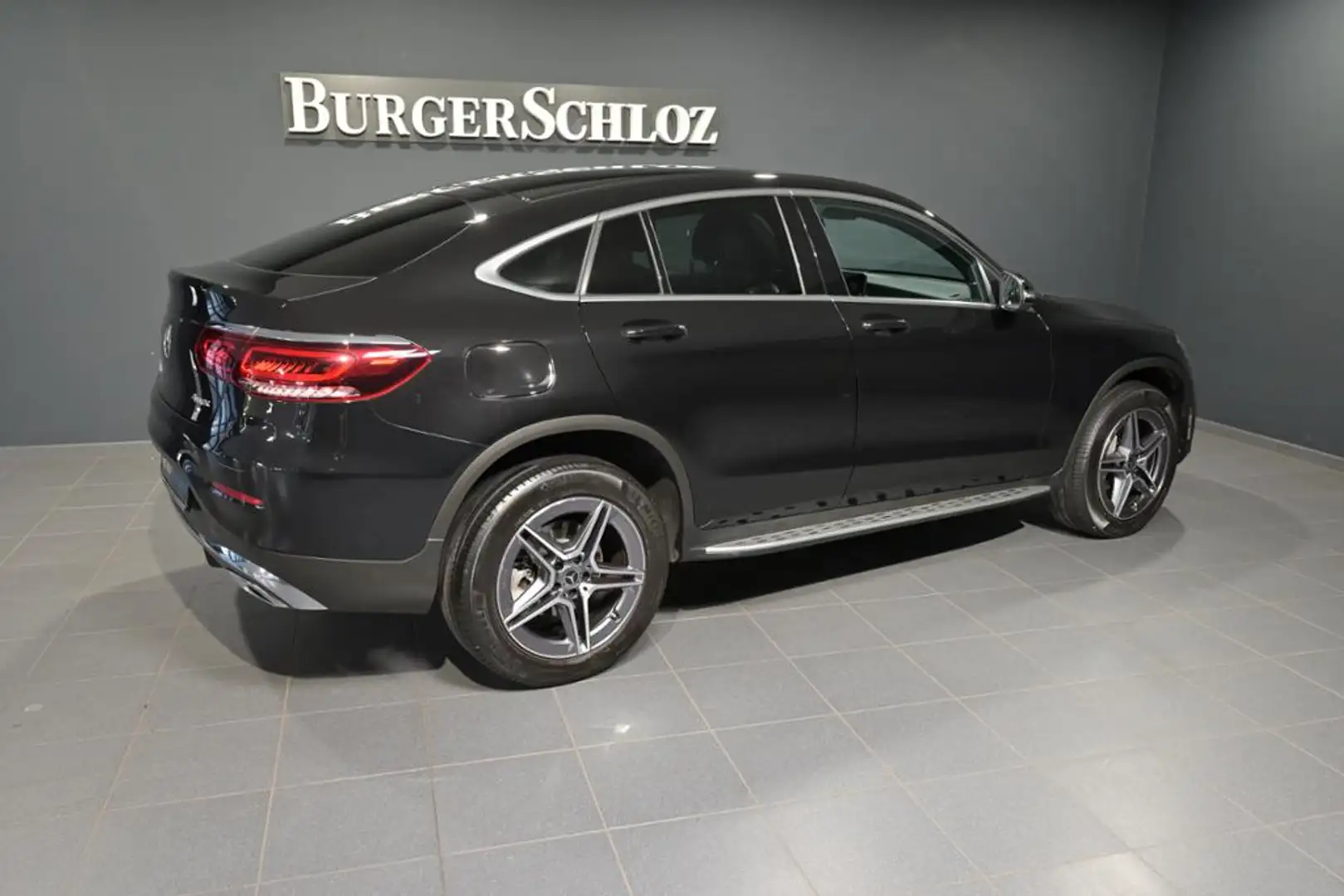 Mercedes-Benz GLC 300 e 4M Coupé AMG/LED/KAMERA/AHK/MBUX/NAVI Schwarz - 2