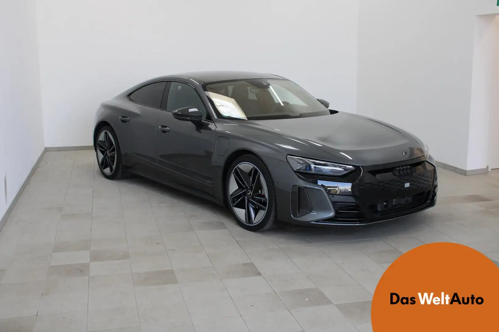 Audi RS e-tron GT Grau - 1