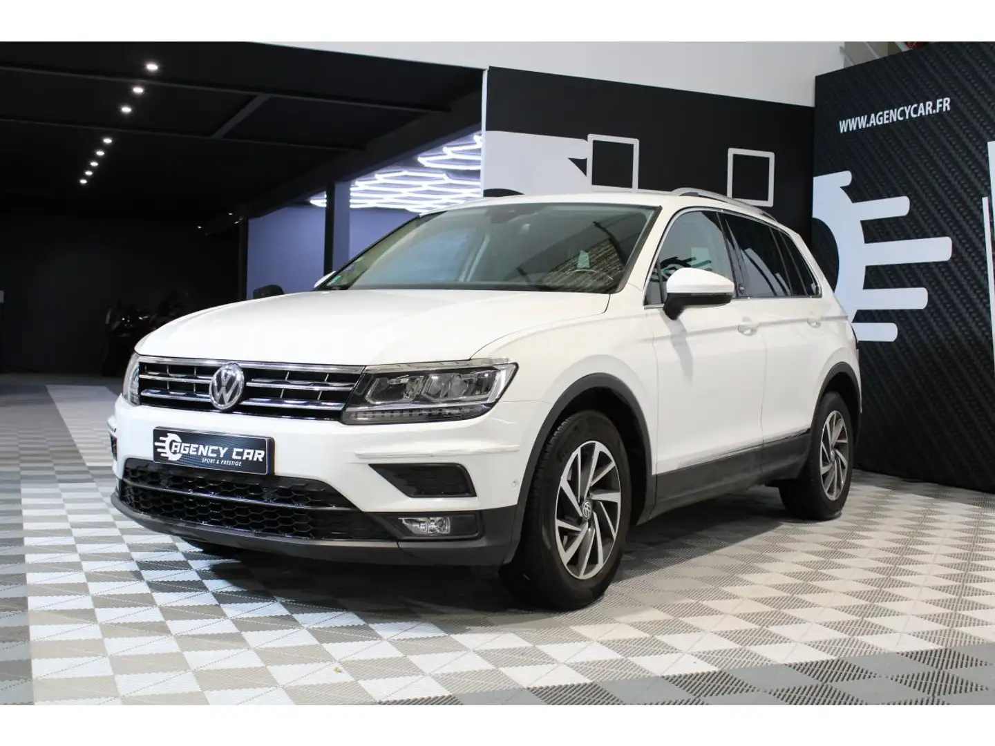 Volkswagen Tiguan 1.5 TSI - 150 - DSG 7 - \SOUND\ à partir de 299 EUROS/ MOIS Wit - 2