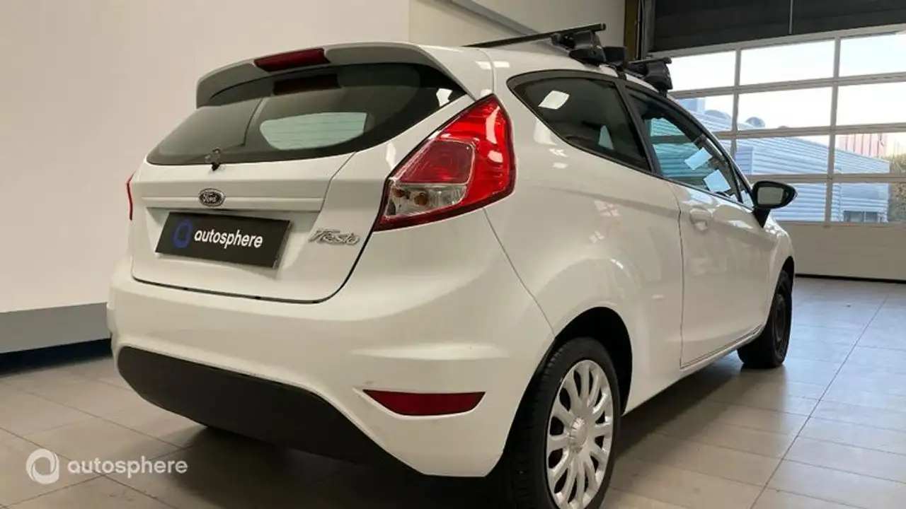Ford Fiesta 3 portes — photo 5