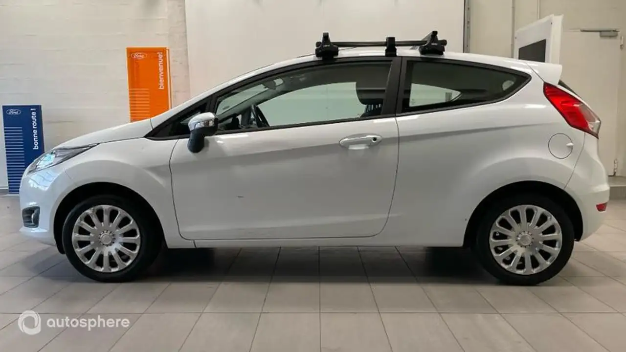 Ford Fiesta 3 portes — photo 8