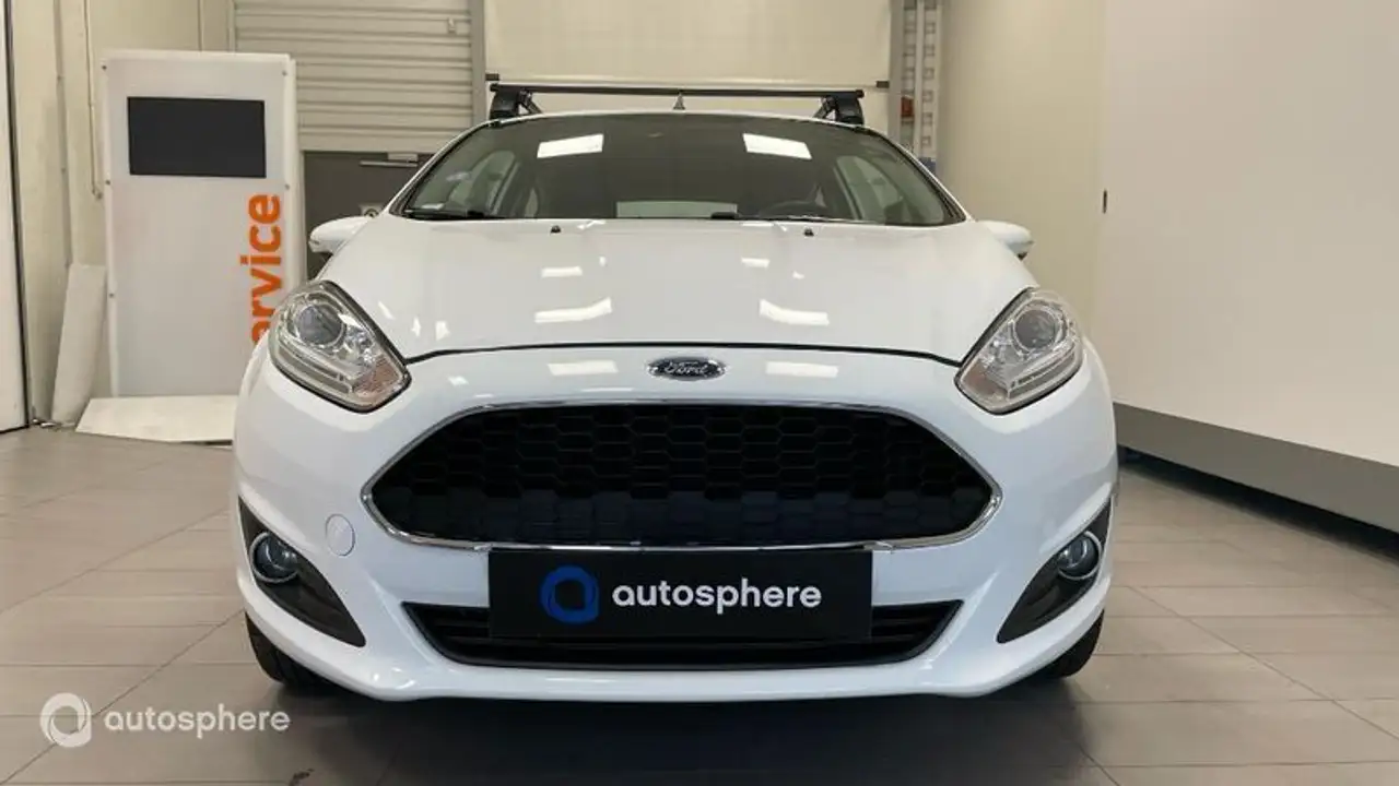 Ford Fiesta 3 portes — photo 2