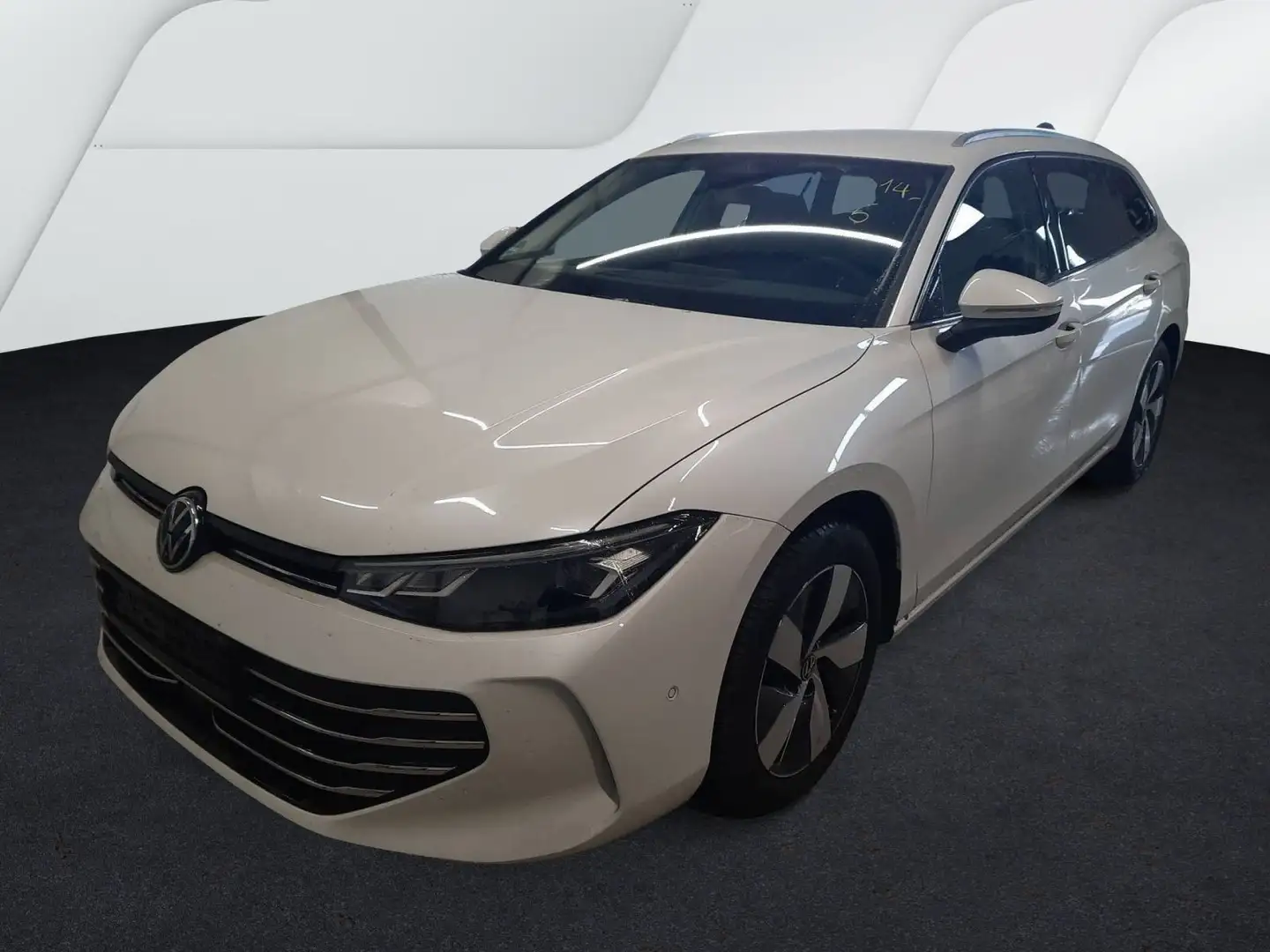 Volkswagen Passat Business 1,5 eTSI OPF 110 kW DSG Weiß - 2