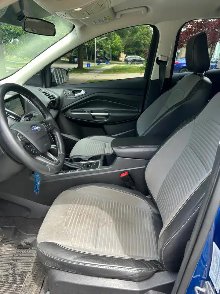Ford Escape photo Ford Escape