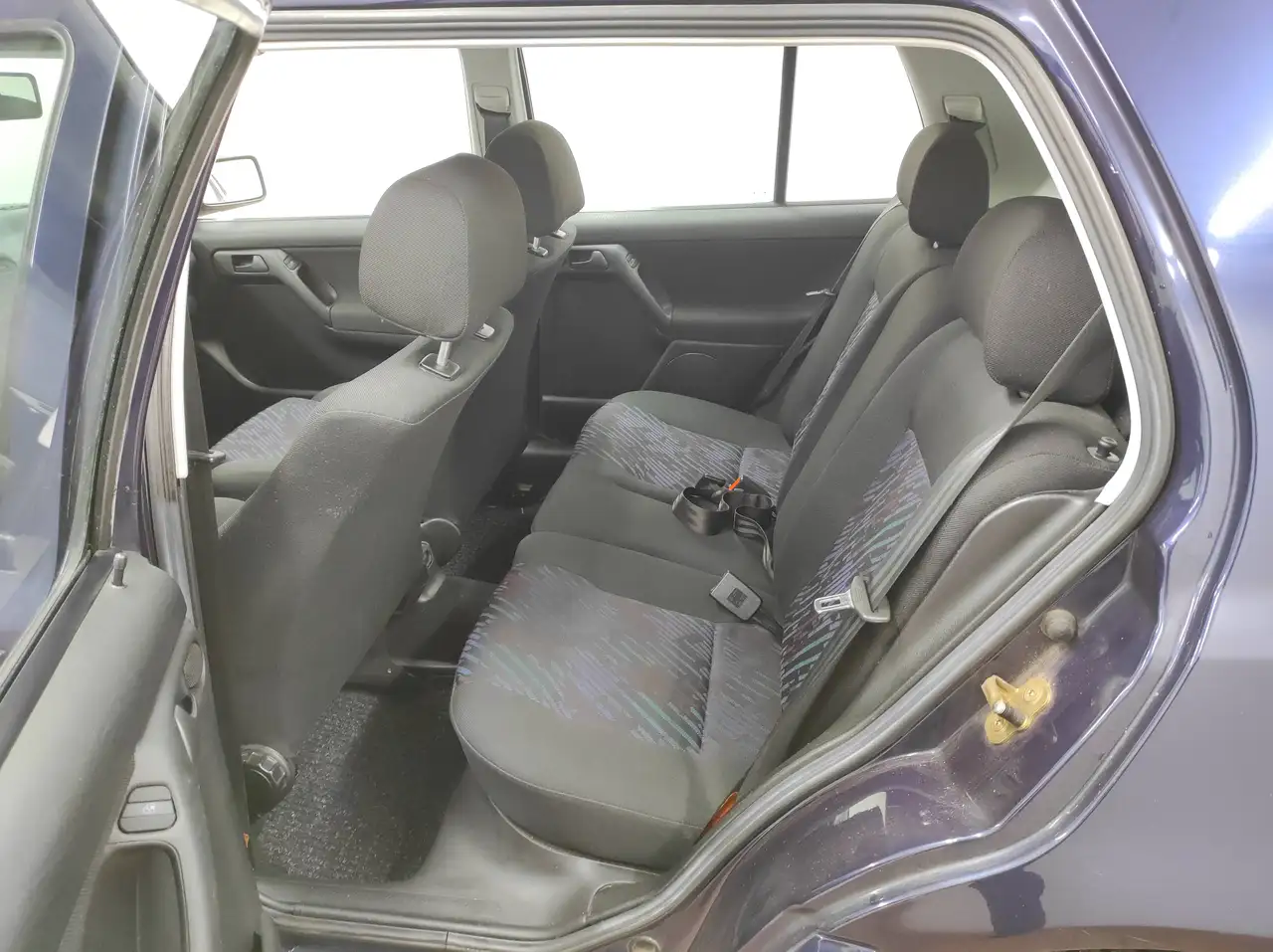 Volkswagen Golf III 1.6 *TÜV NEU* 1-HAND ALLWETTER SERVO Avenue, foto 11