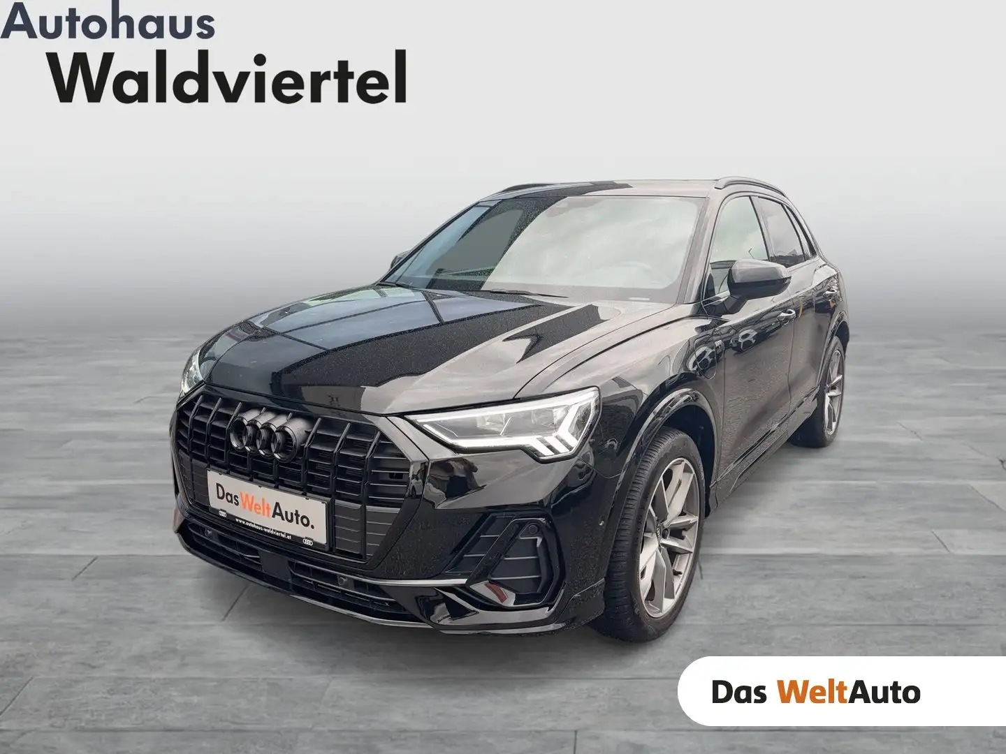 Audi Q3 e-tron 45 TFSI e S line exterieur Schwarz - 1