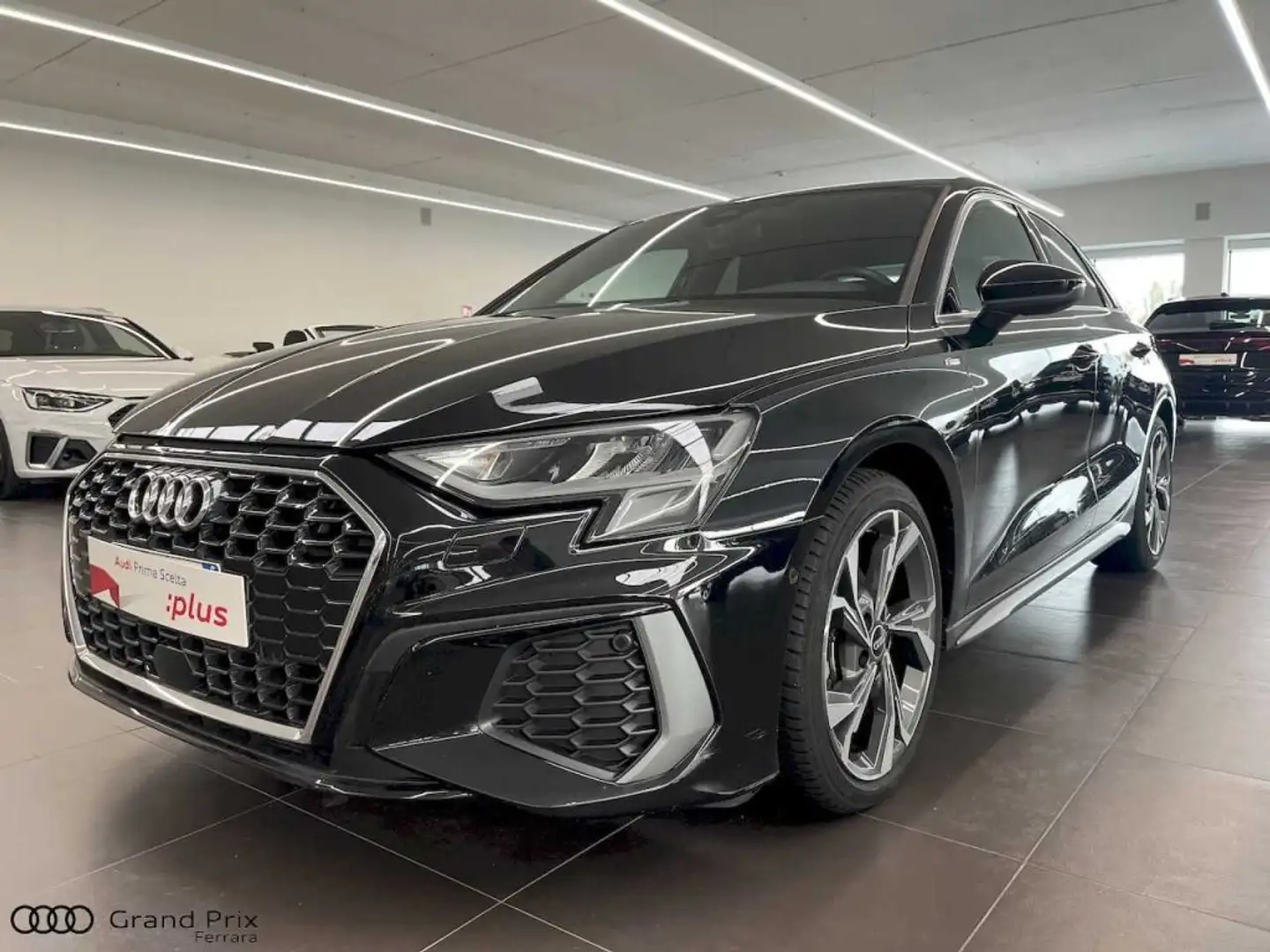 Audi A3 Sedan 30 TDI S line edition Negro - 1