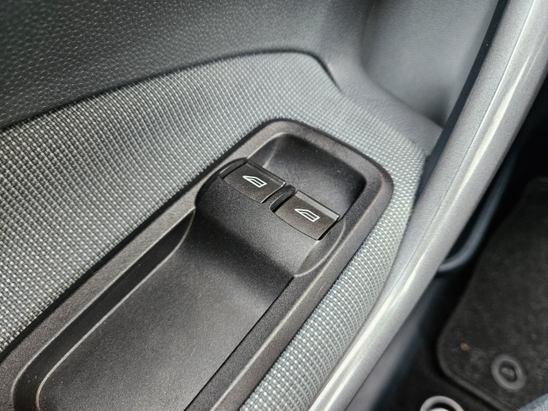 Ford Fiesta 1.25 Limited — photo 10