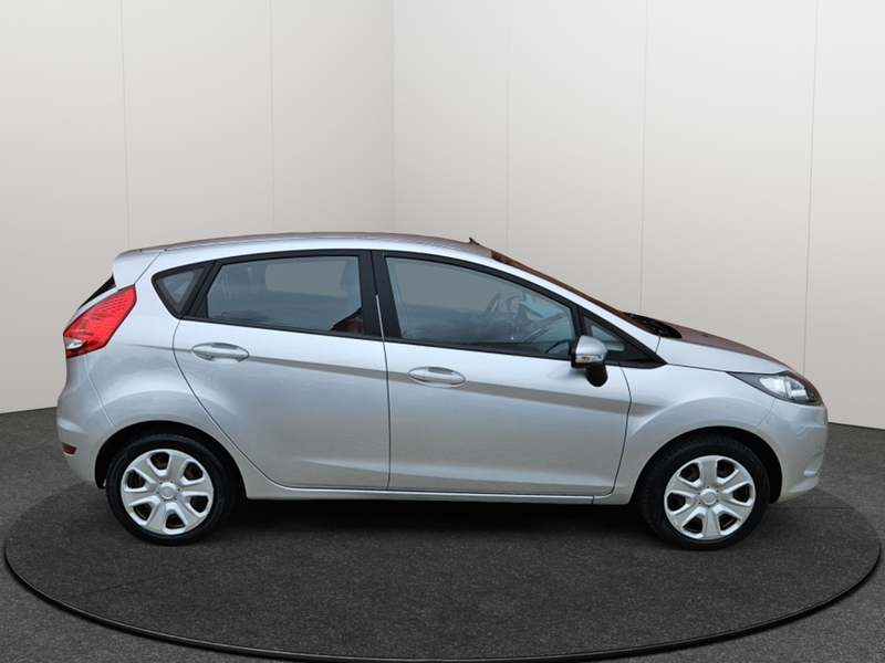 Ford Fiesta 1.25 Limited — photo 25